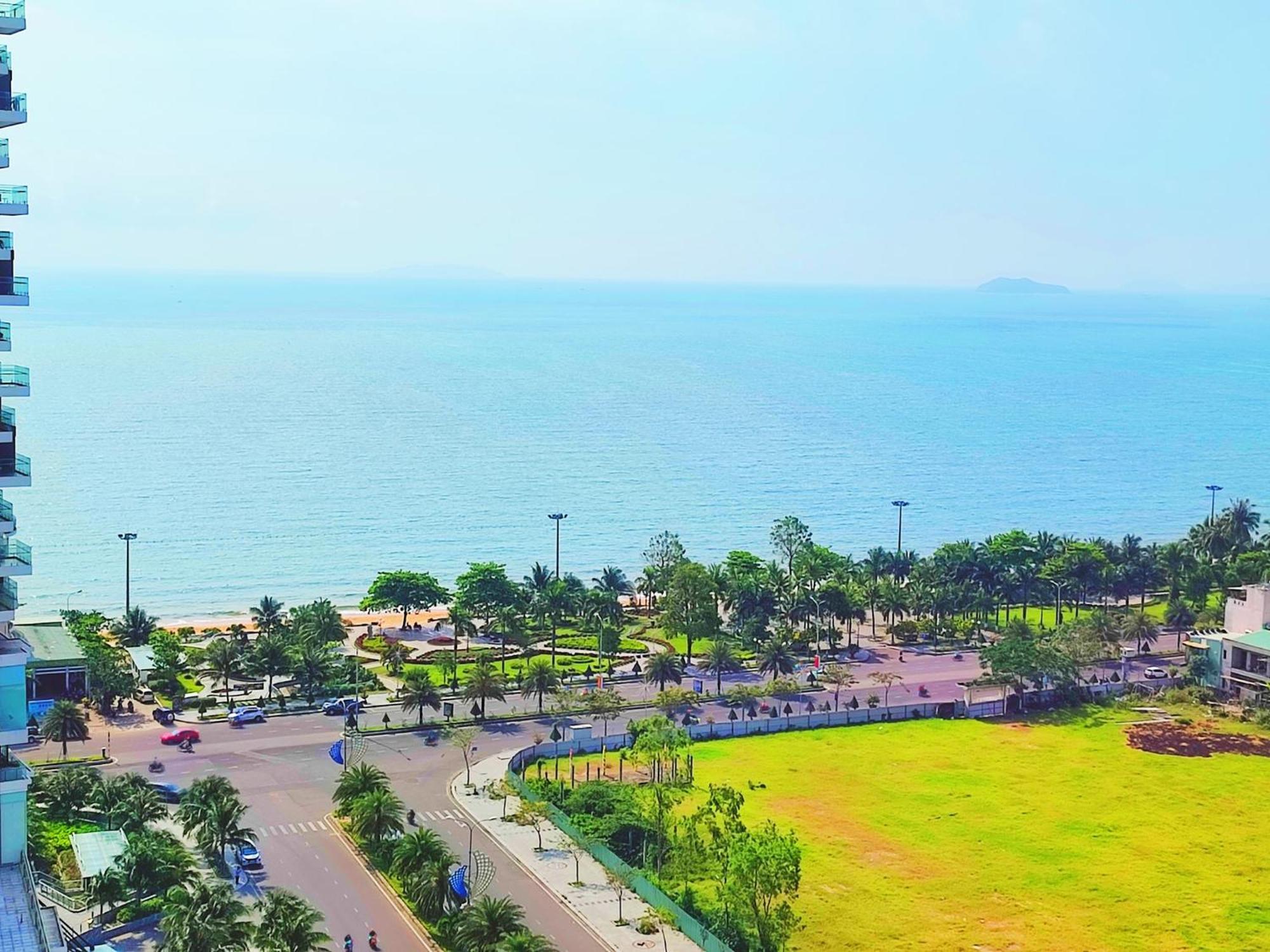 Flc Sea Tower -tran *