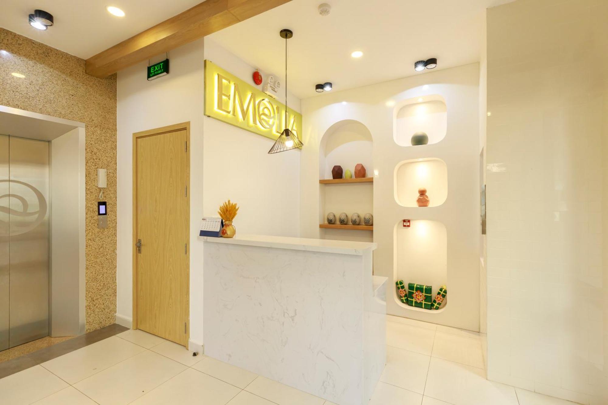 Lotus Corner & Rooftop Hotel 3*