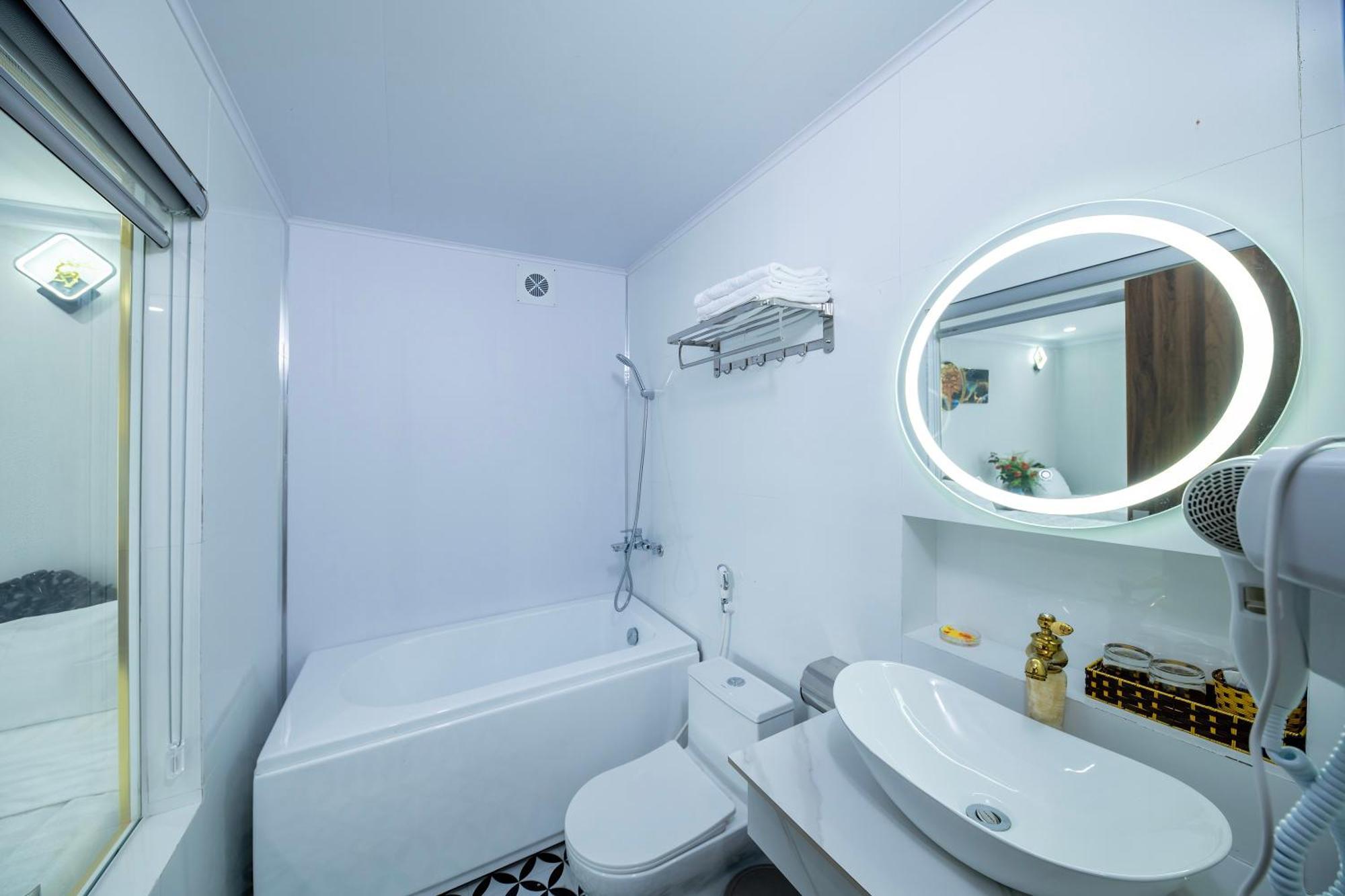 Nhà khách Thành Phố Hà Nội 3*