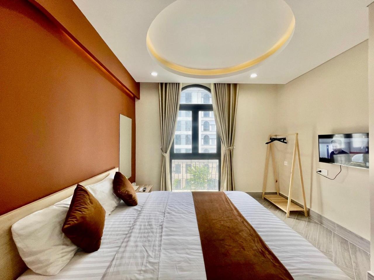Hotel Teddy 108 & Cafe - 3 Stars - Grand World 3*