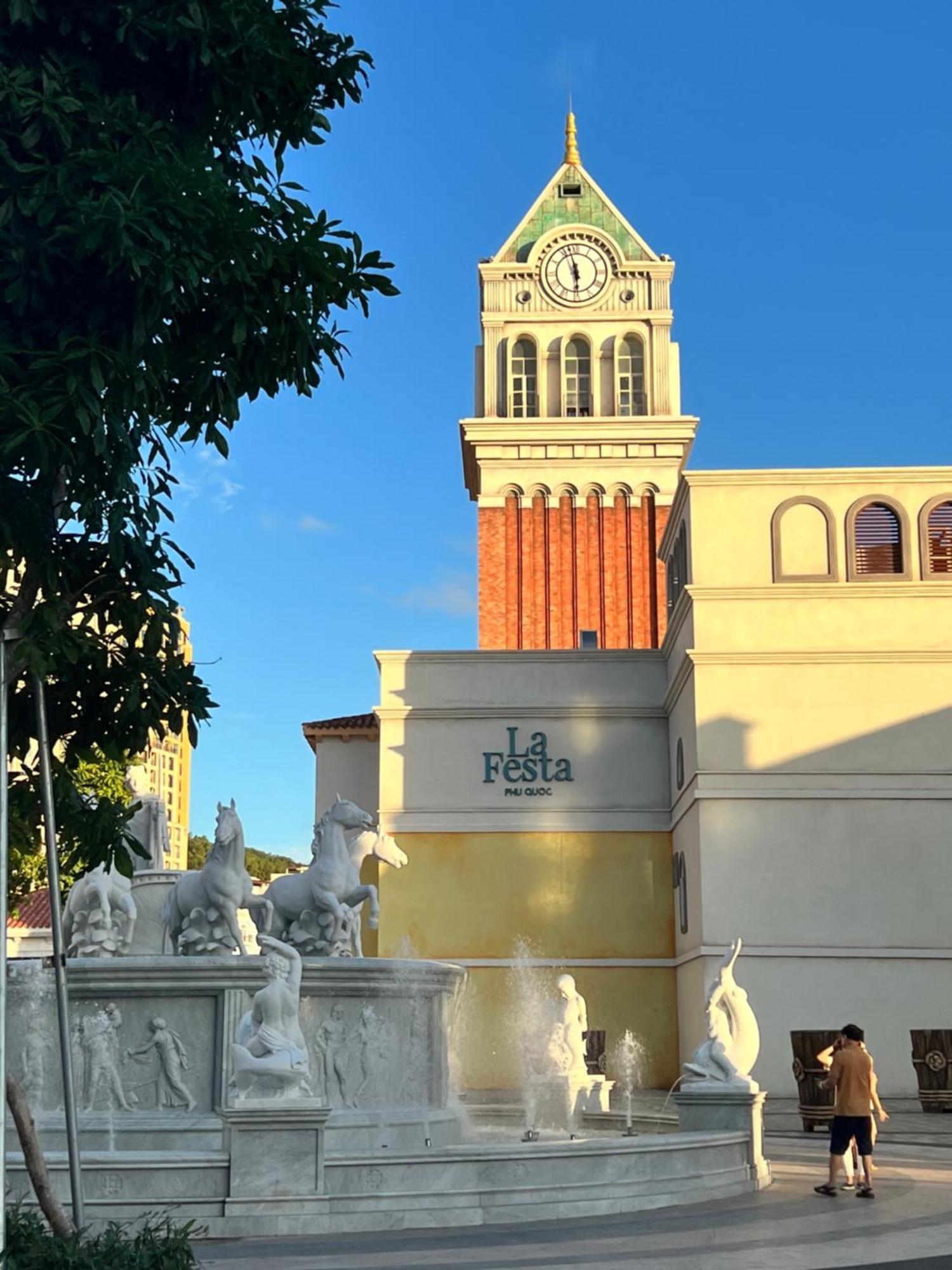 Căn hộ Ho Bien Sunset Town *