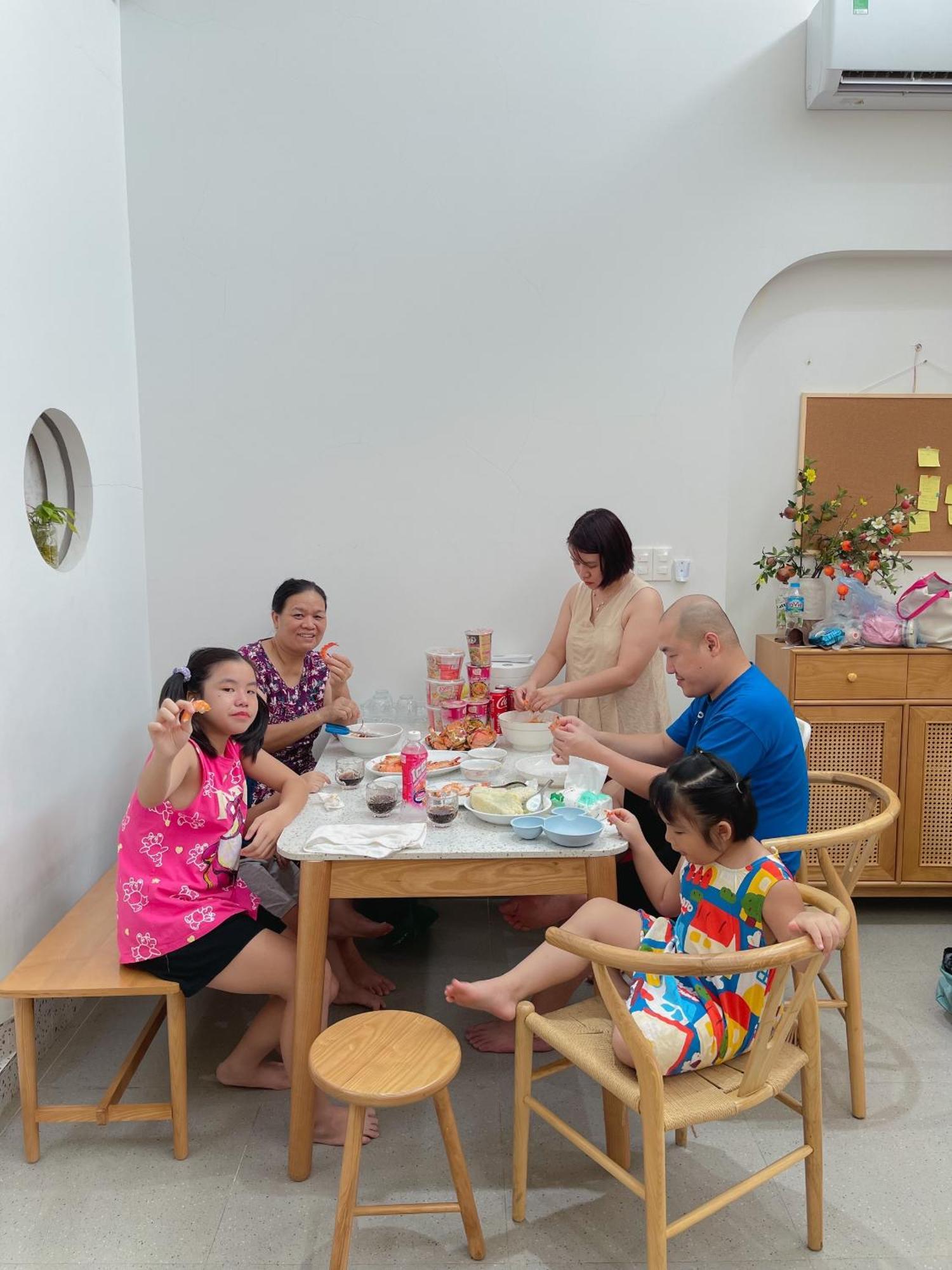 Ly Homestay Apartment Ha Long