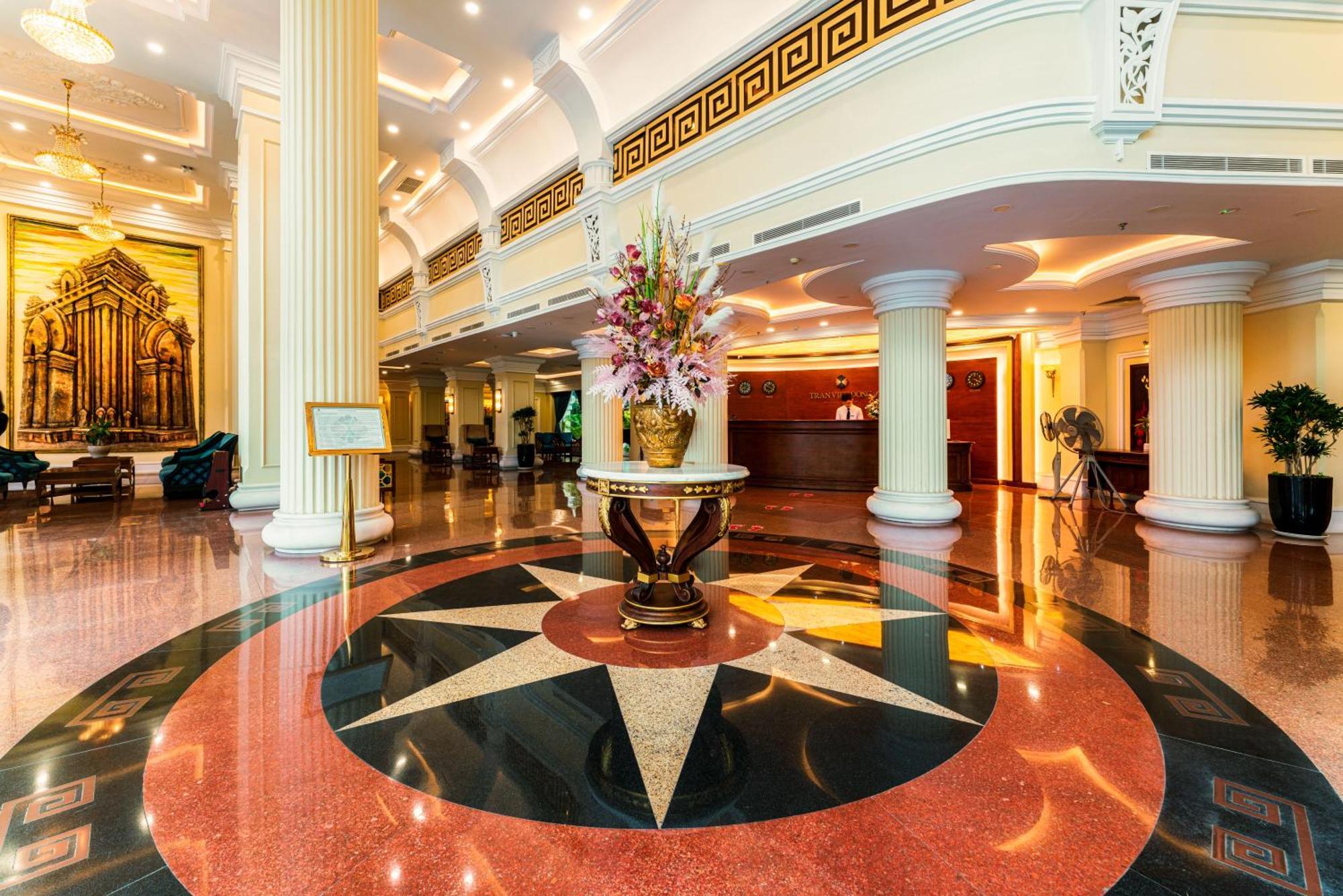 Hotel Tran Vien Dong