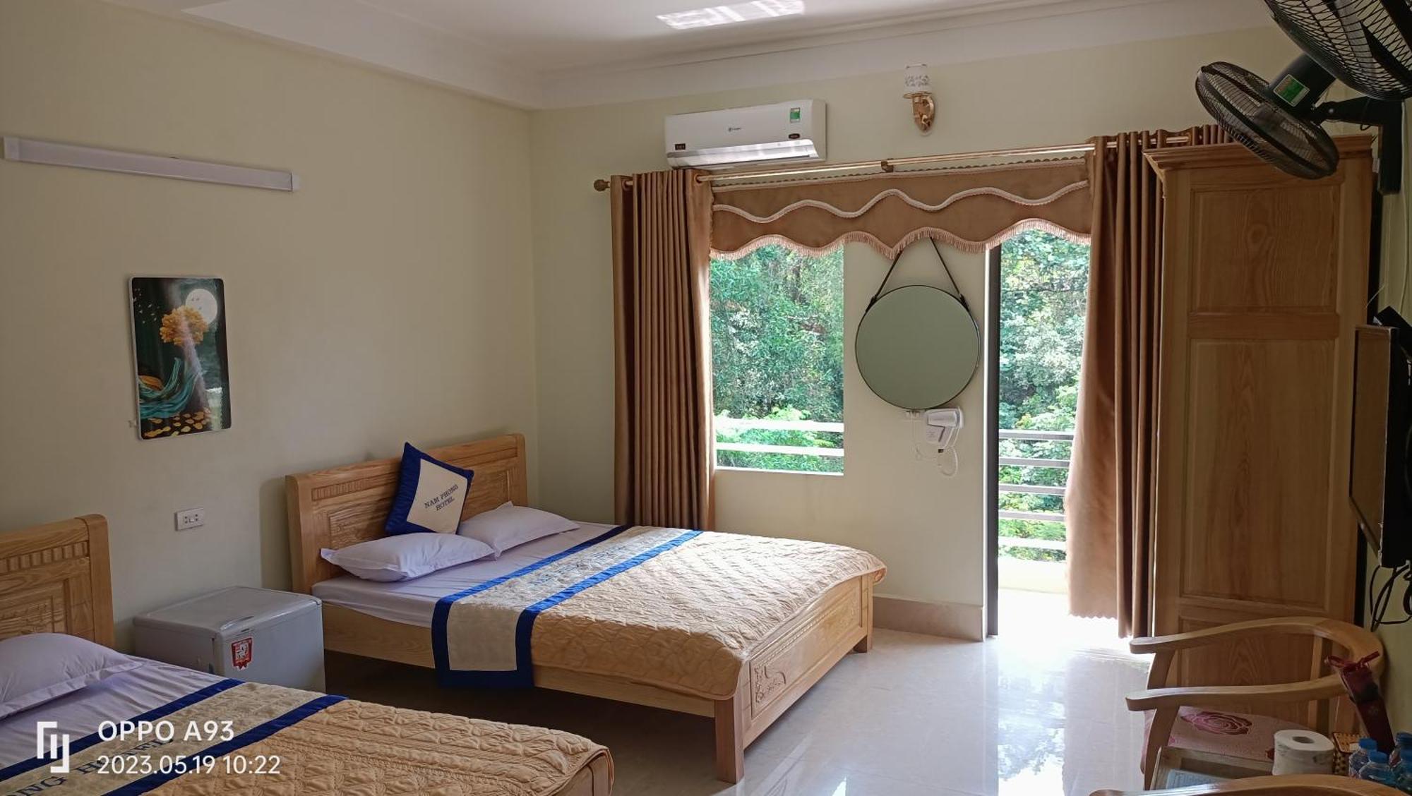 Nam Phong Hotel *