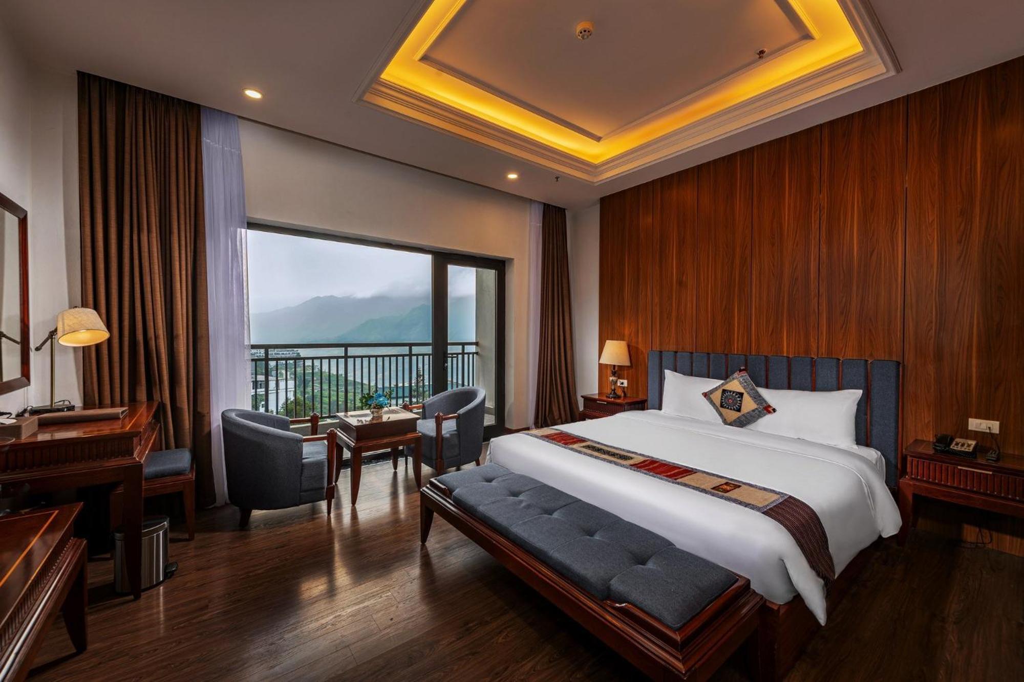 Bamboo Hotel 5*