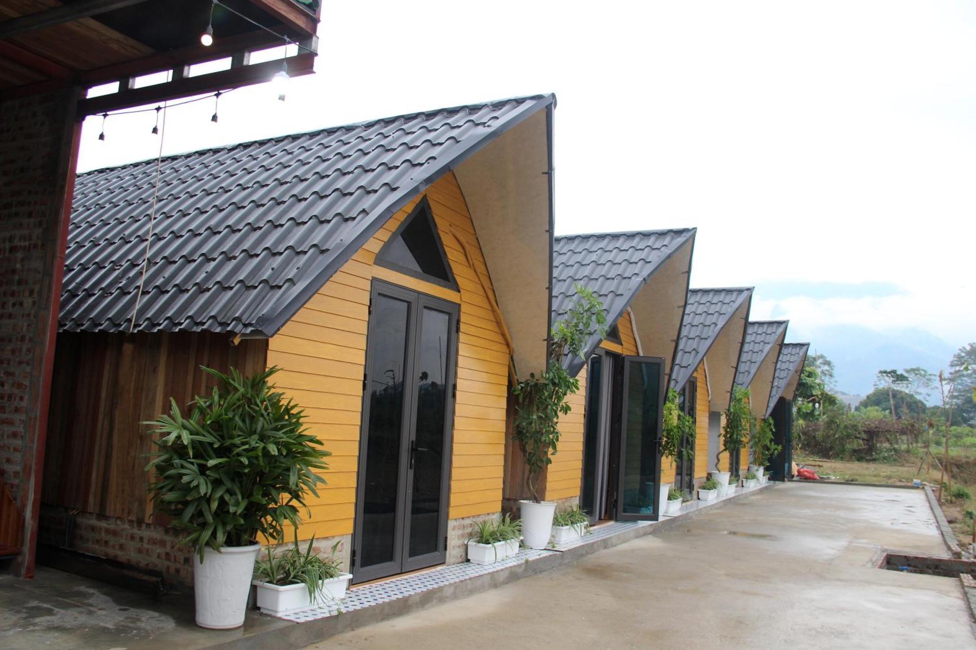 Hotel Suoi Khoang Minh Hang