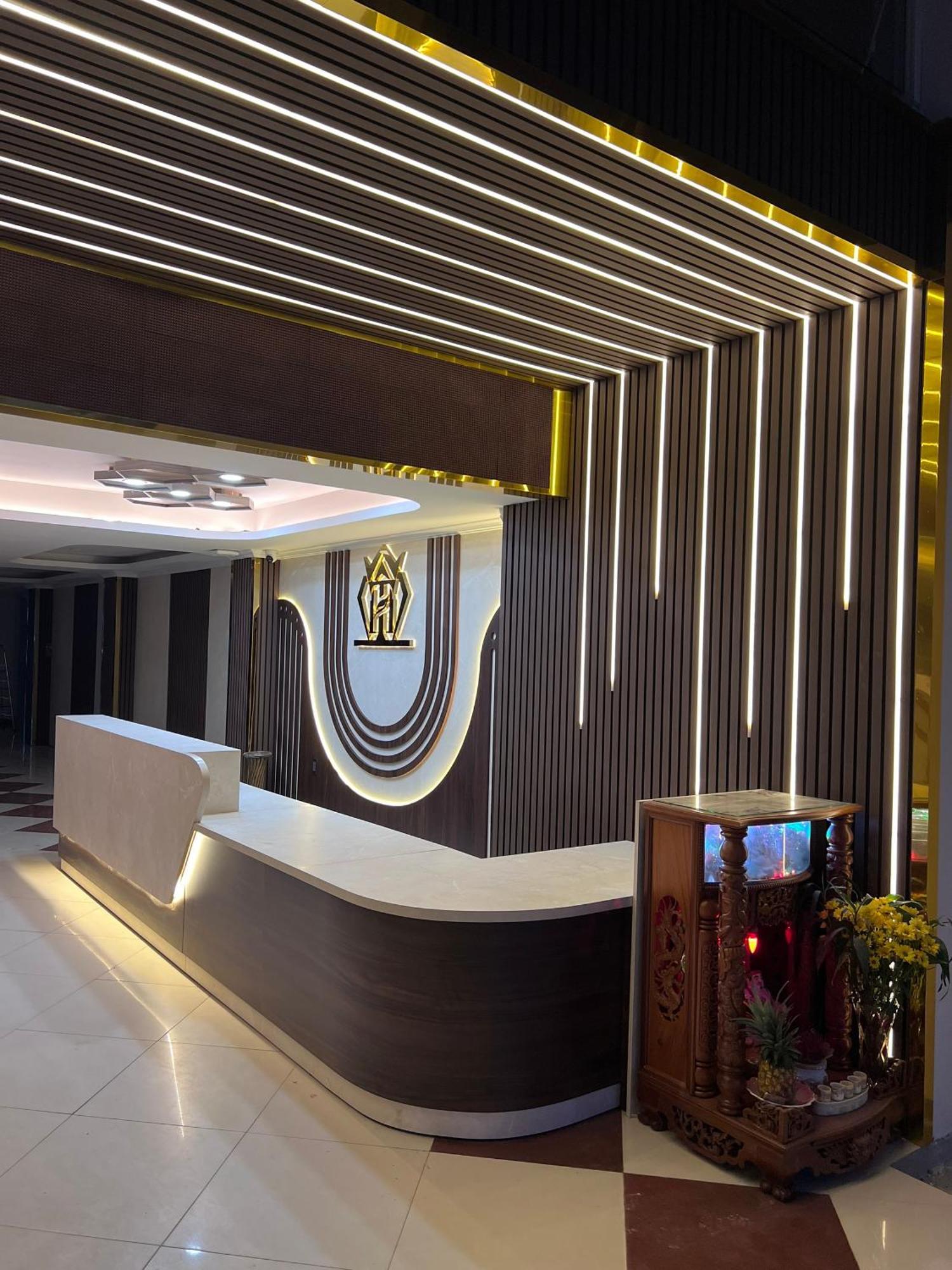 Ht House Hotel