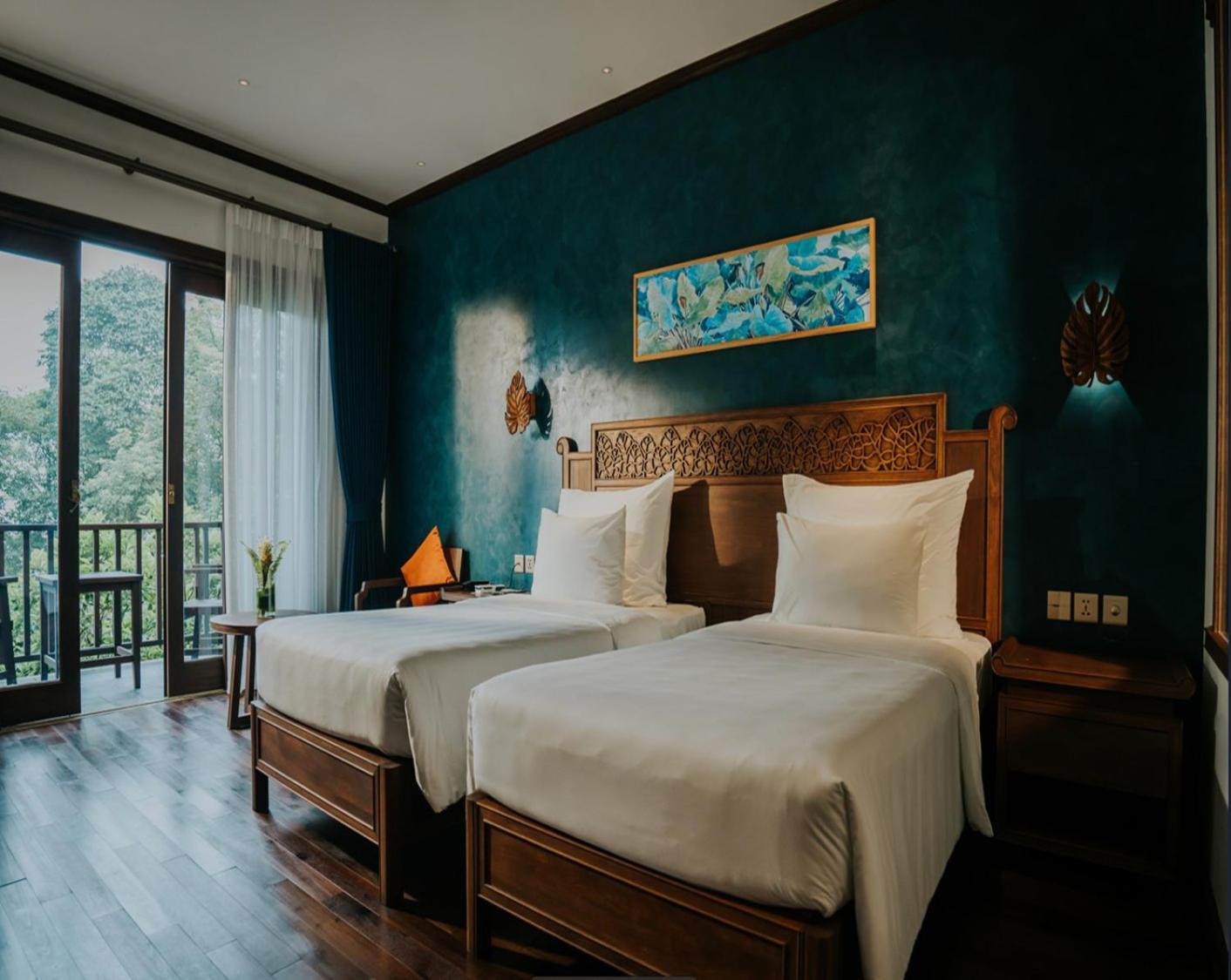 Khách sạn Bavi