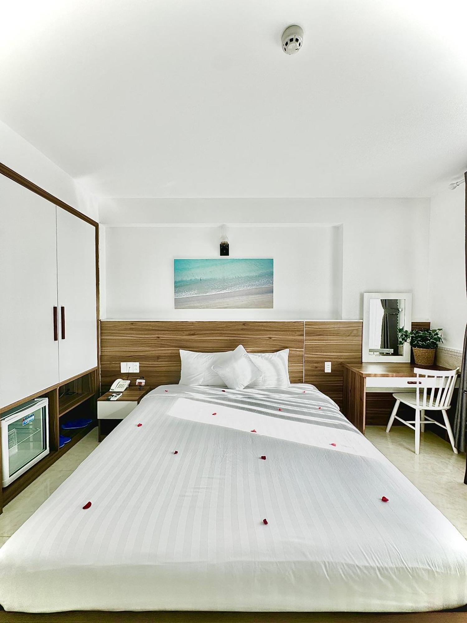 Hotel Tuan Ninh I Chi Khu Co Ong