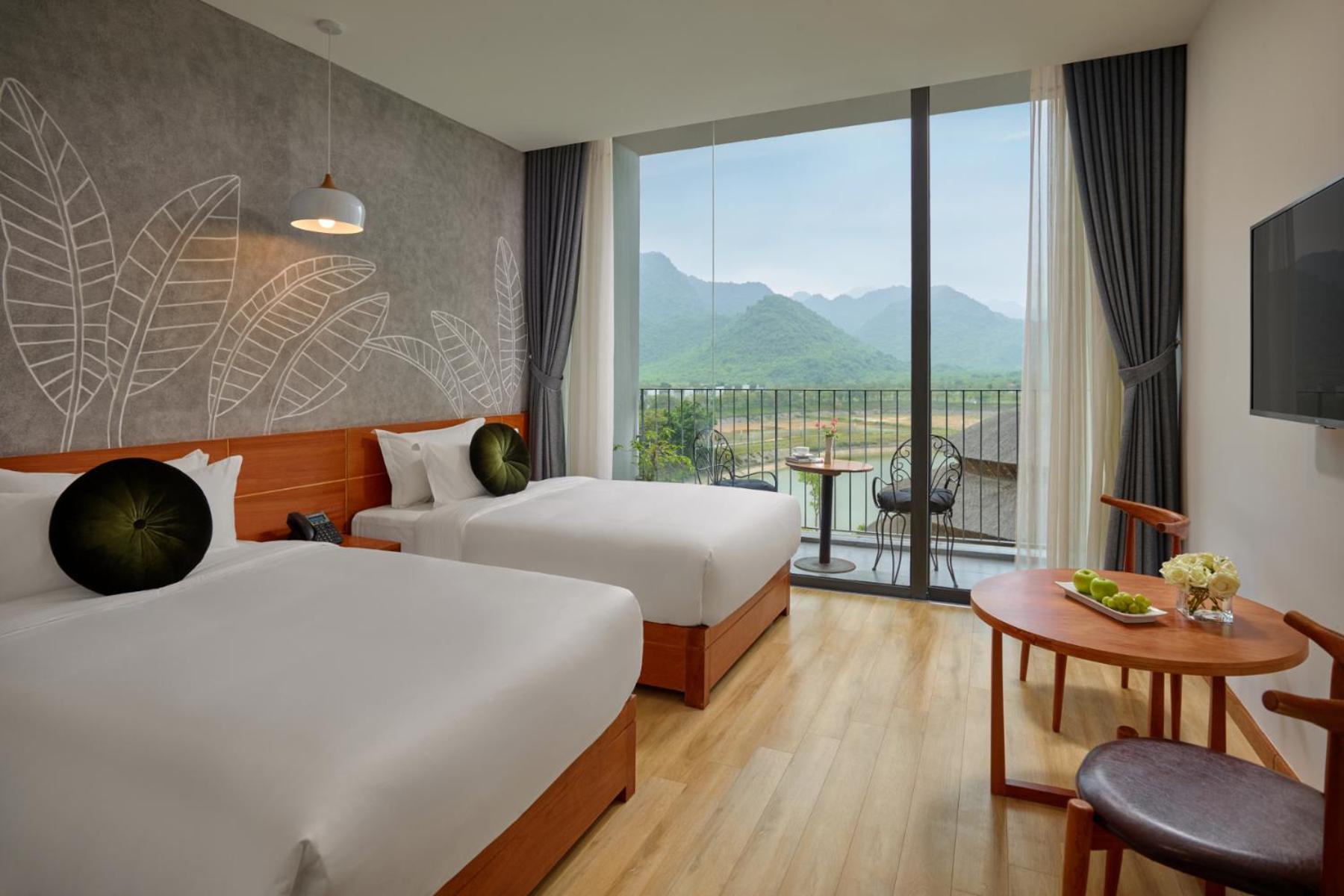 Wyndham Grand Vedana Hotel 5*
