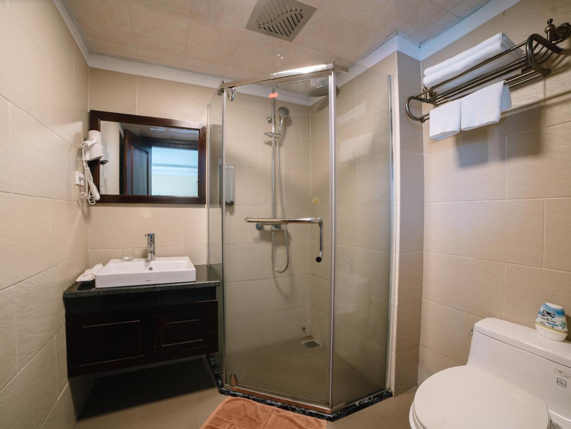 Ladybird Hotel 3*