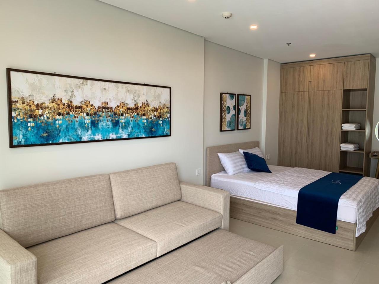 The Song - Trinh's House Apartment