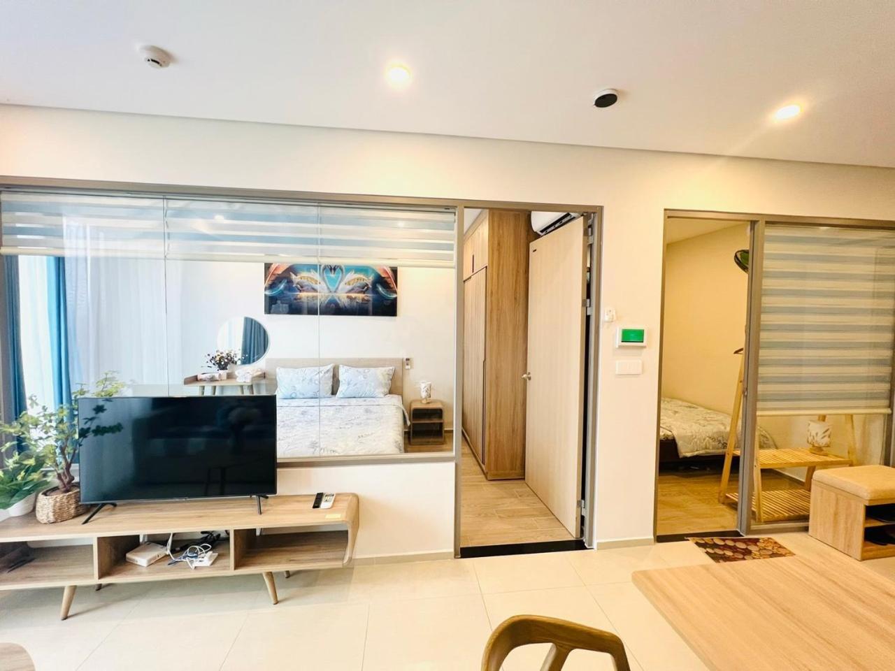 The Song - Trinh's House Apartment