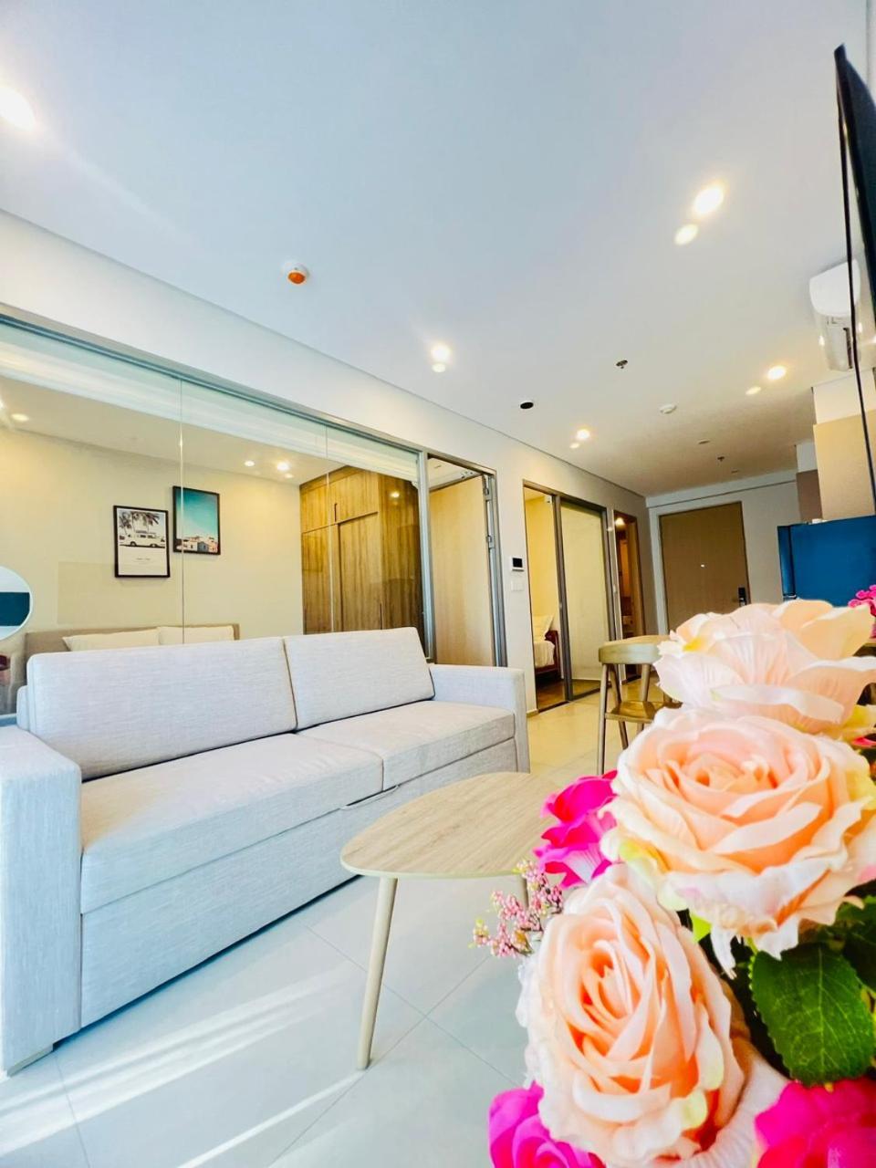 The Song - Trinh's House *