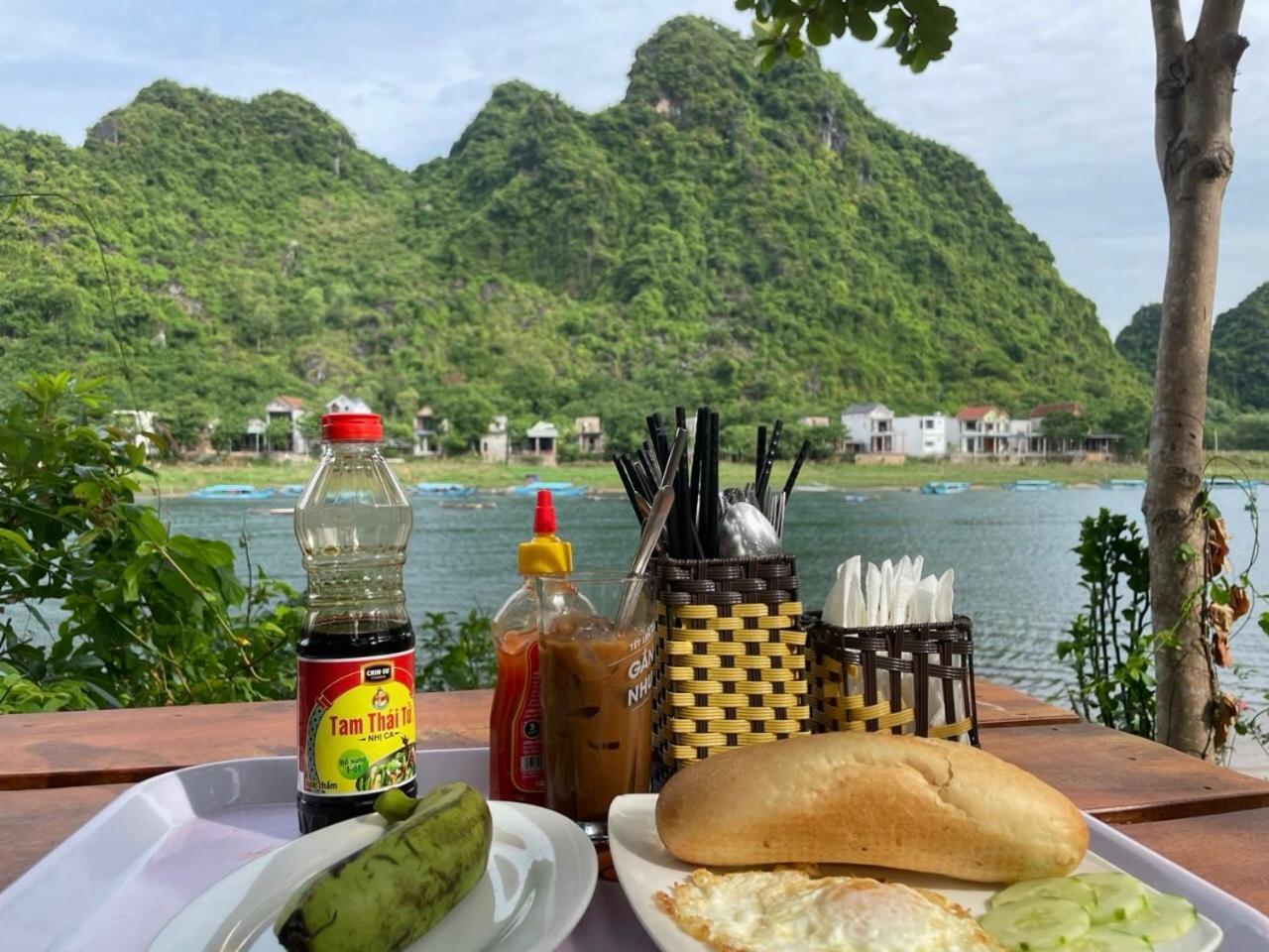 Applebee's Phong Nha