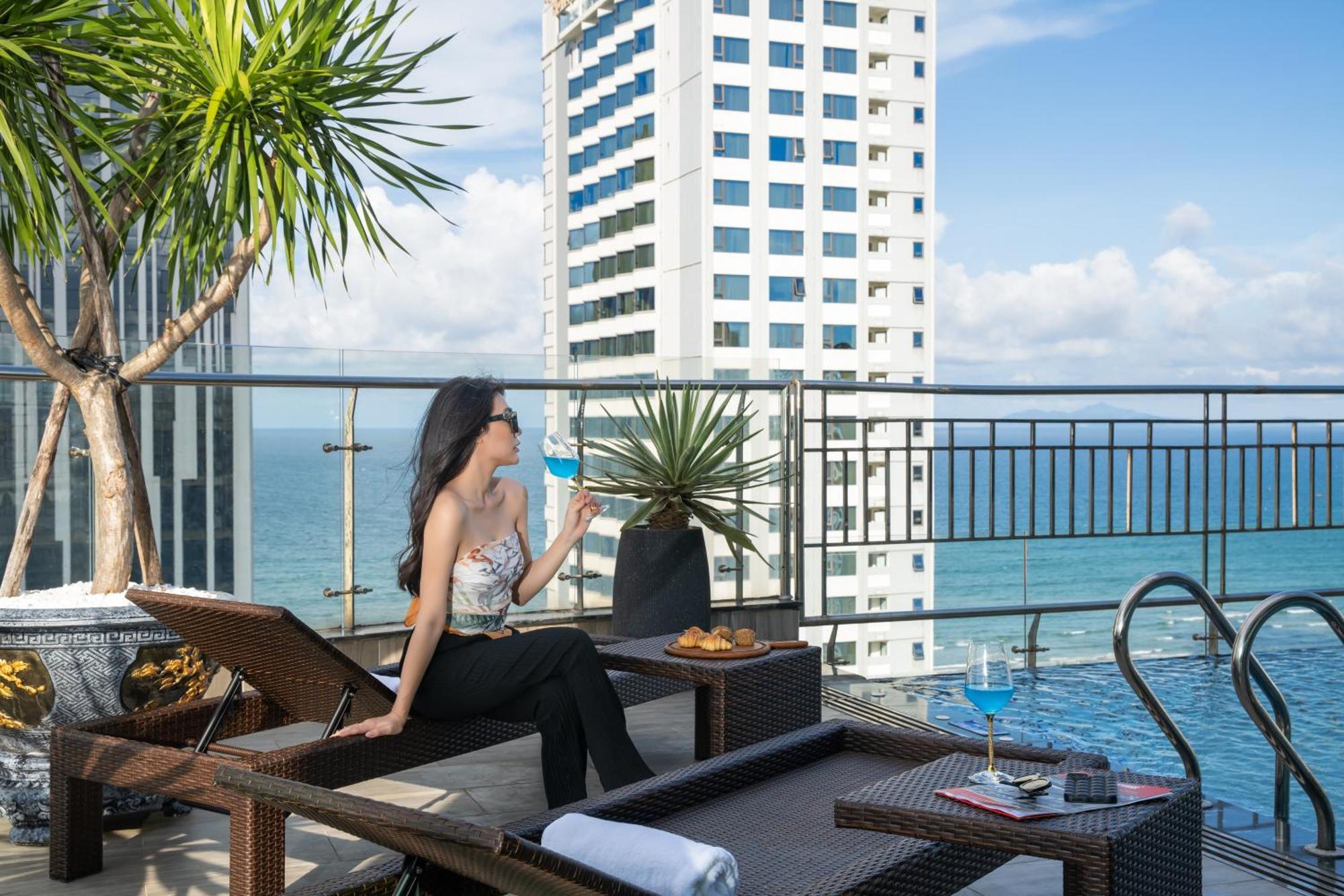 Monalisa Luxury 4* Da Nang
