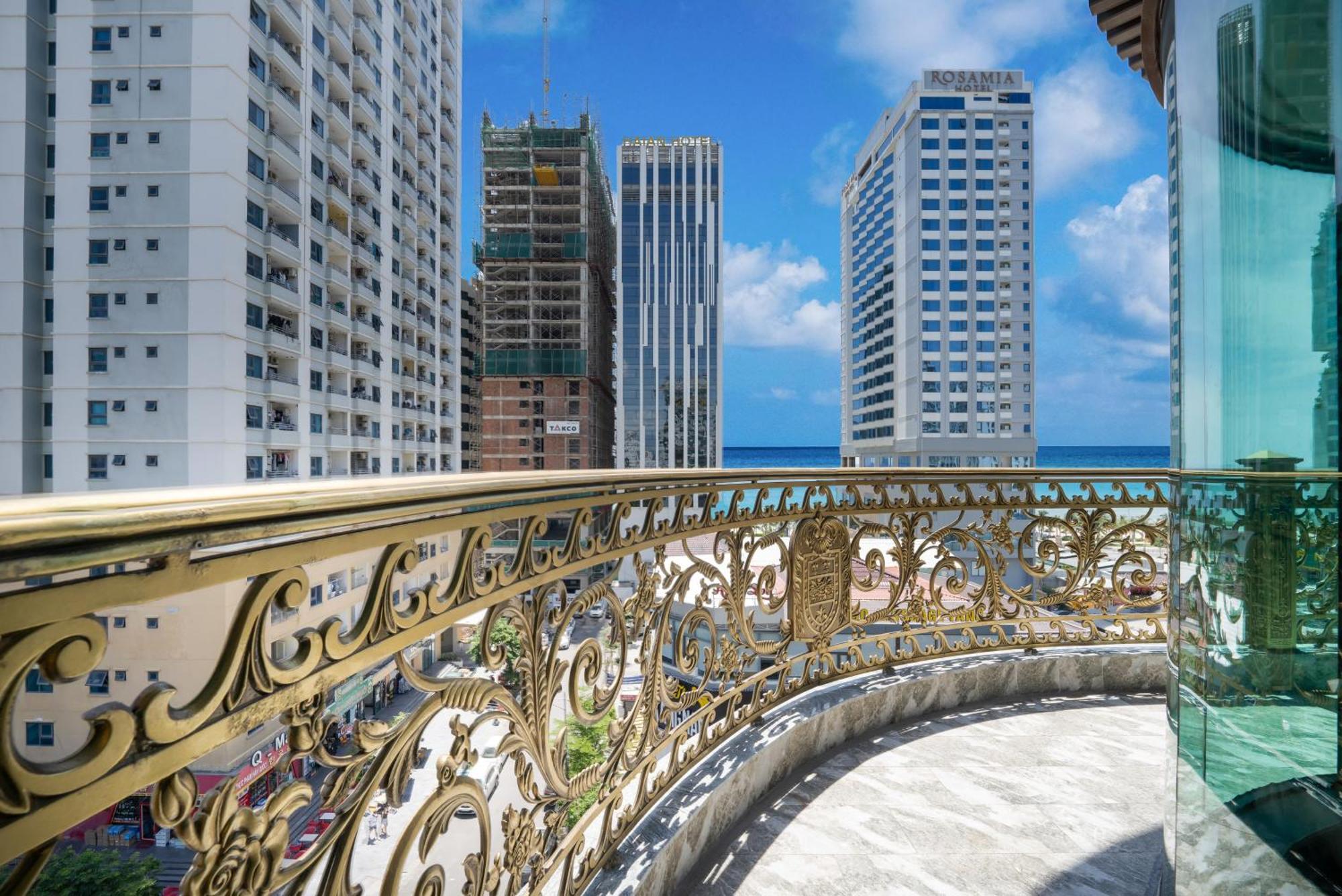 Monalisa Luxury 4* Da Nang