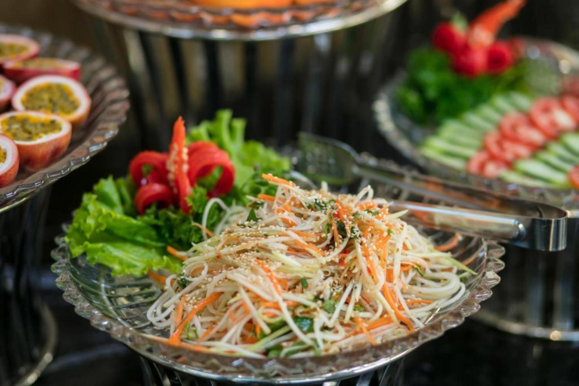 Khách sạn Fiesta Grand And Hà Nội
