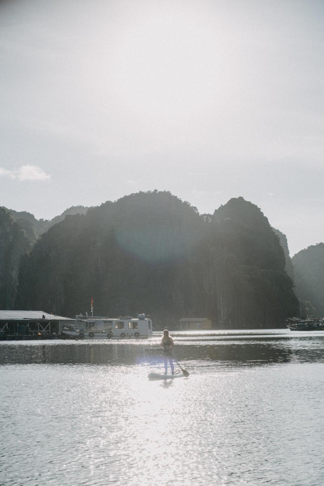 Lan Ha Floating Homestay