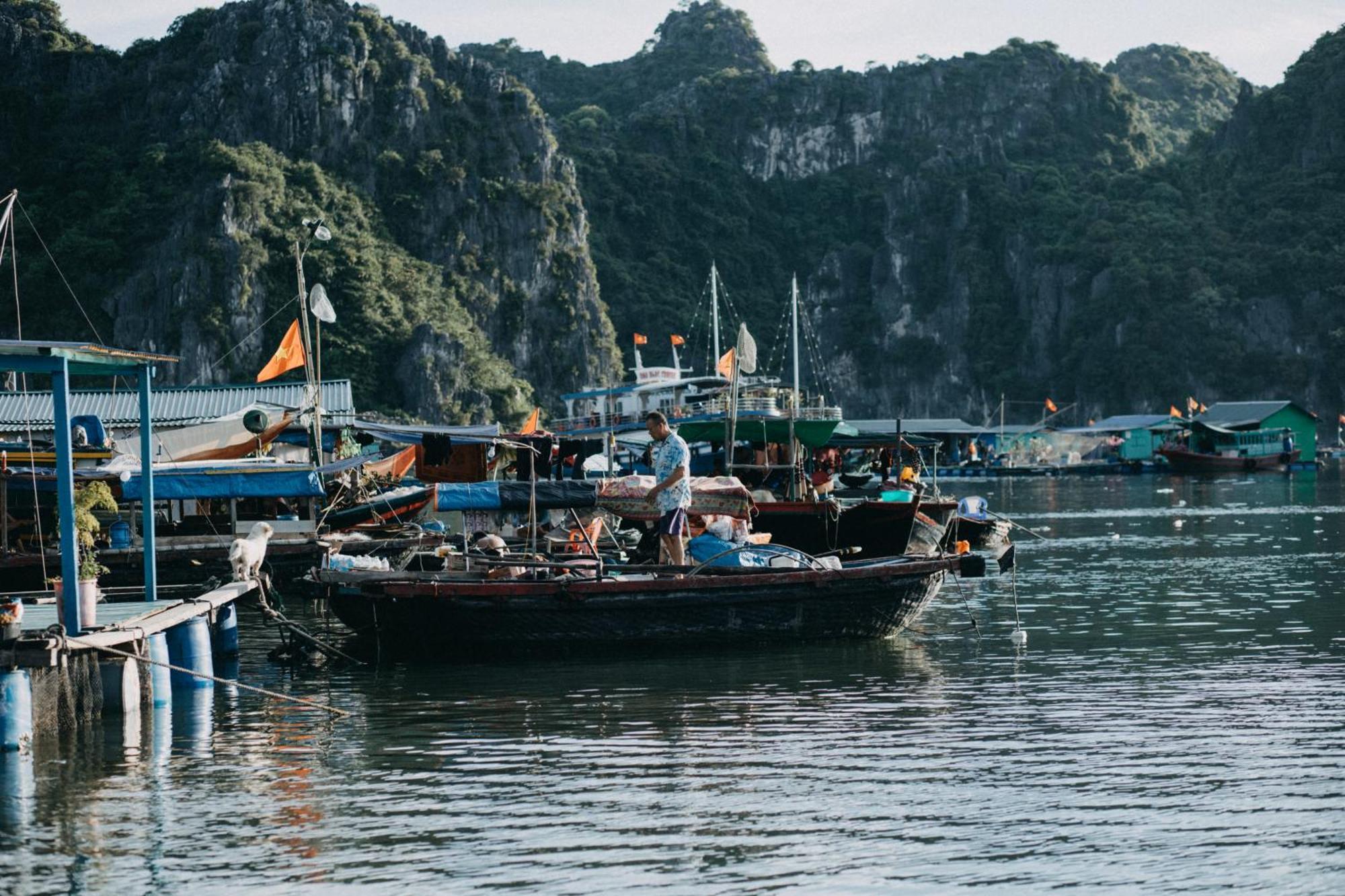Lan Ha Floating Homestay Dong Khe Sau