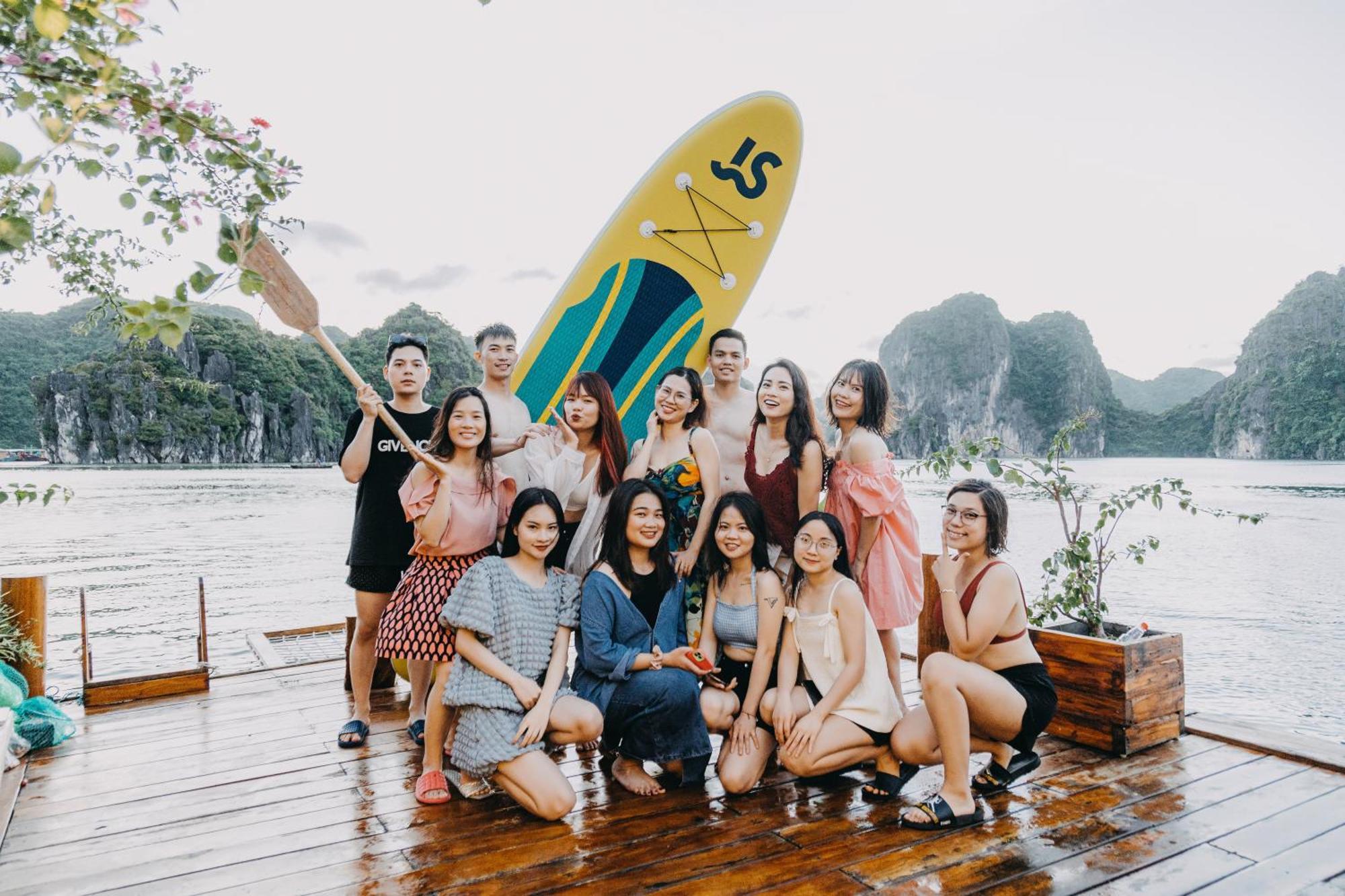 Homestay Lan Ha Floating Dong Khe Sau