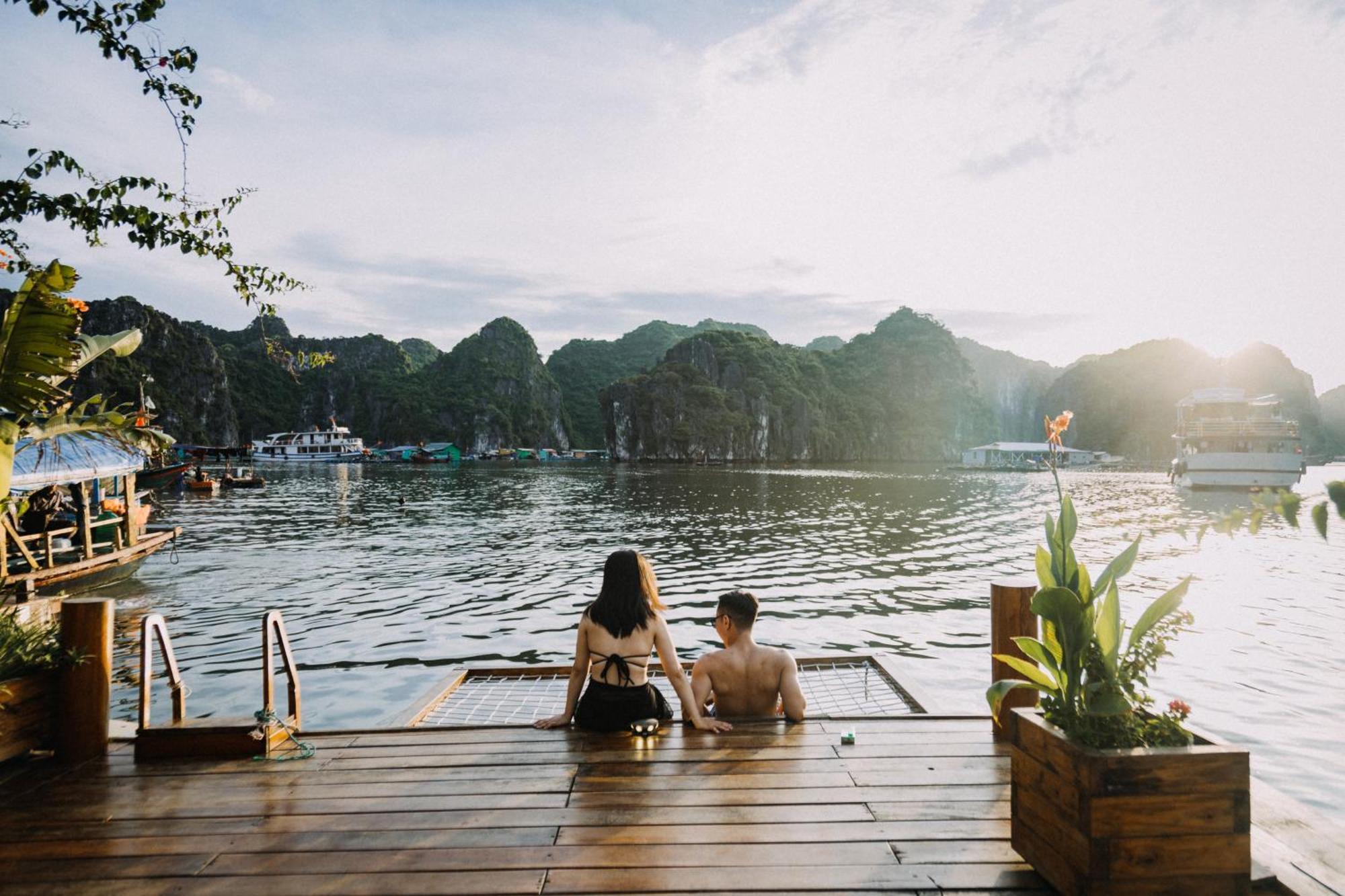 Lan Ha Floating Homestay Dong Khe Sau