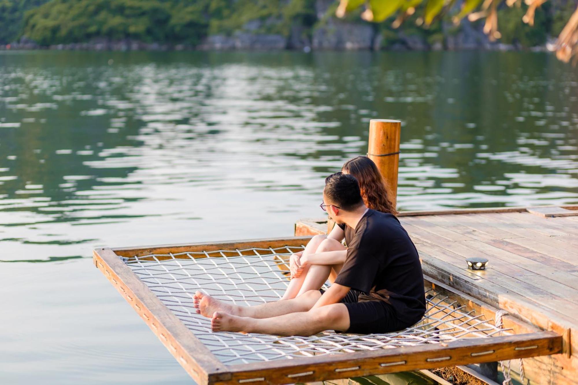 Homestay Lan Ha Floating Dong Khe Sau