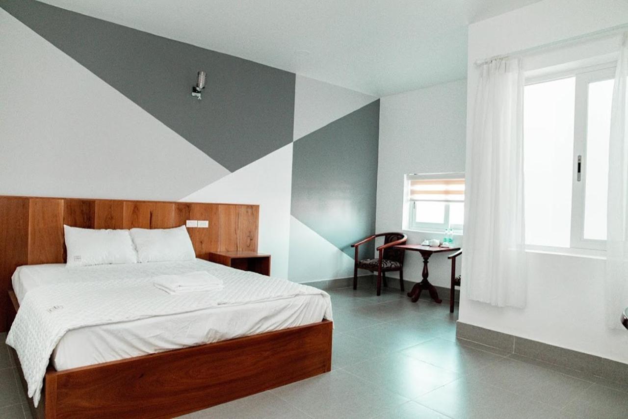 Hoang Bed & Breakfast Tuy Phong