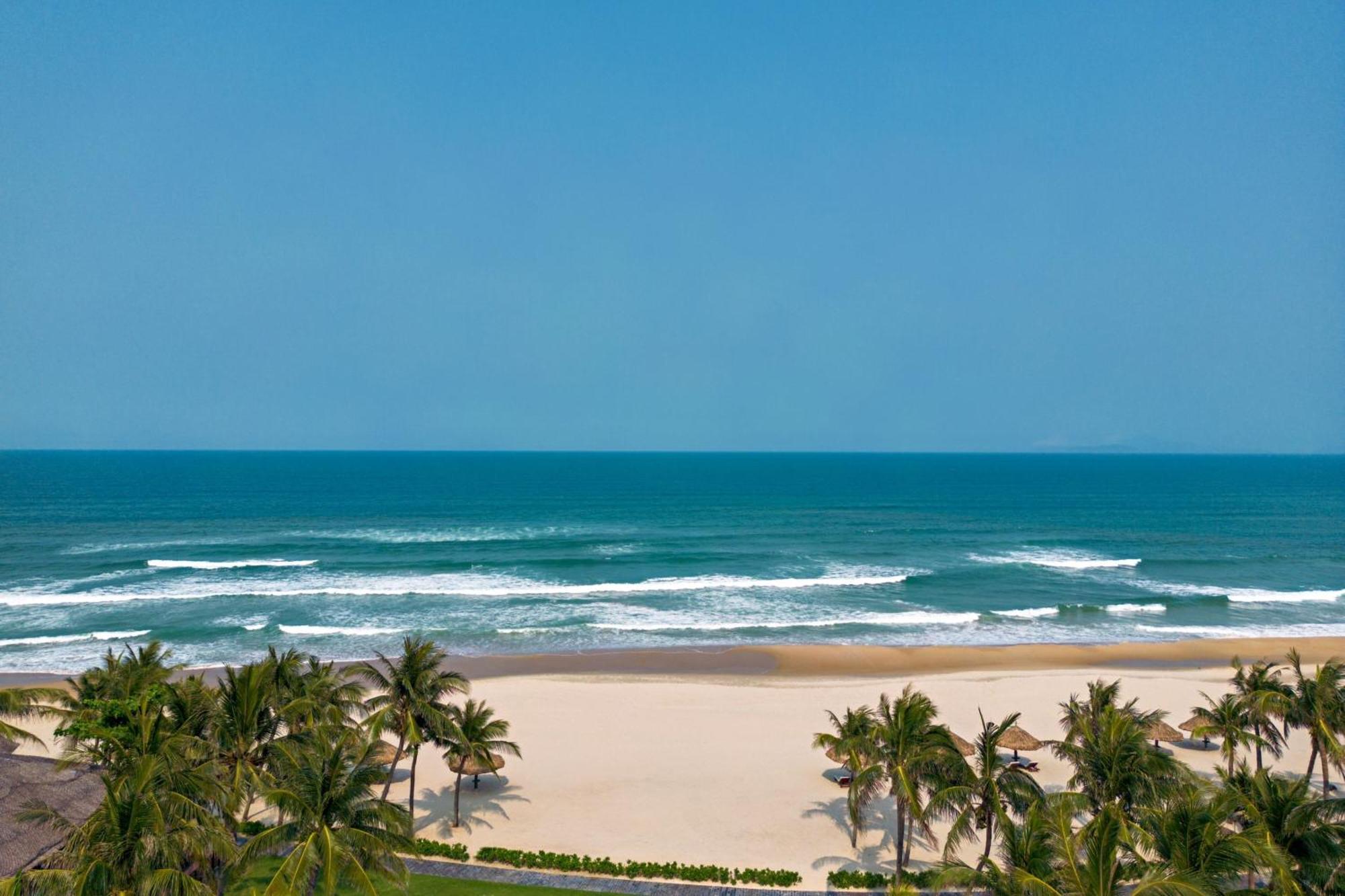 Marriott & Resort