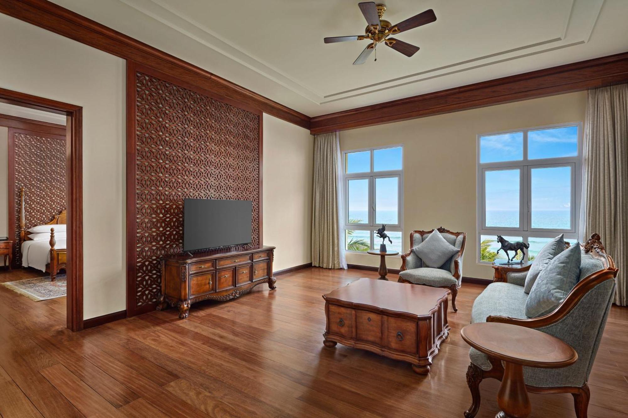 Resort Marriott & 5*