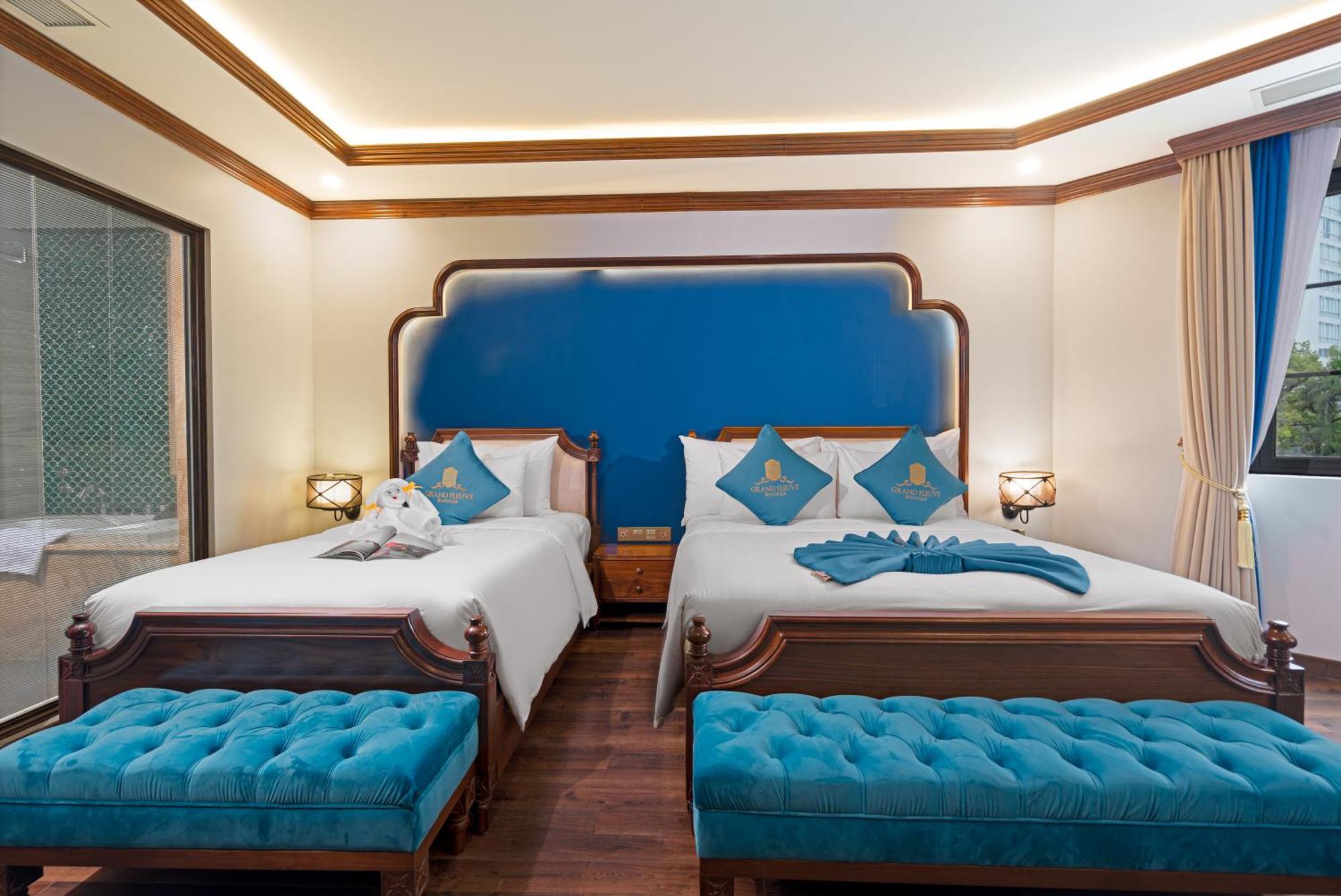 Hotel Grand Fleuve Boutique 4*