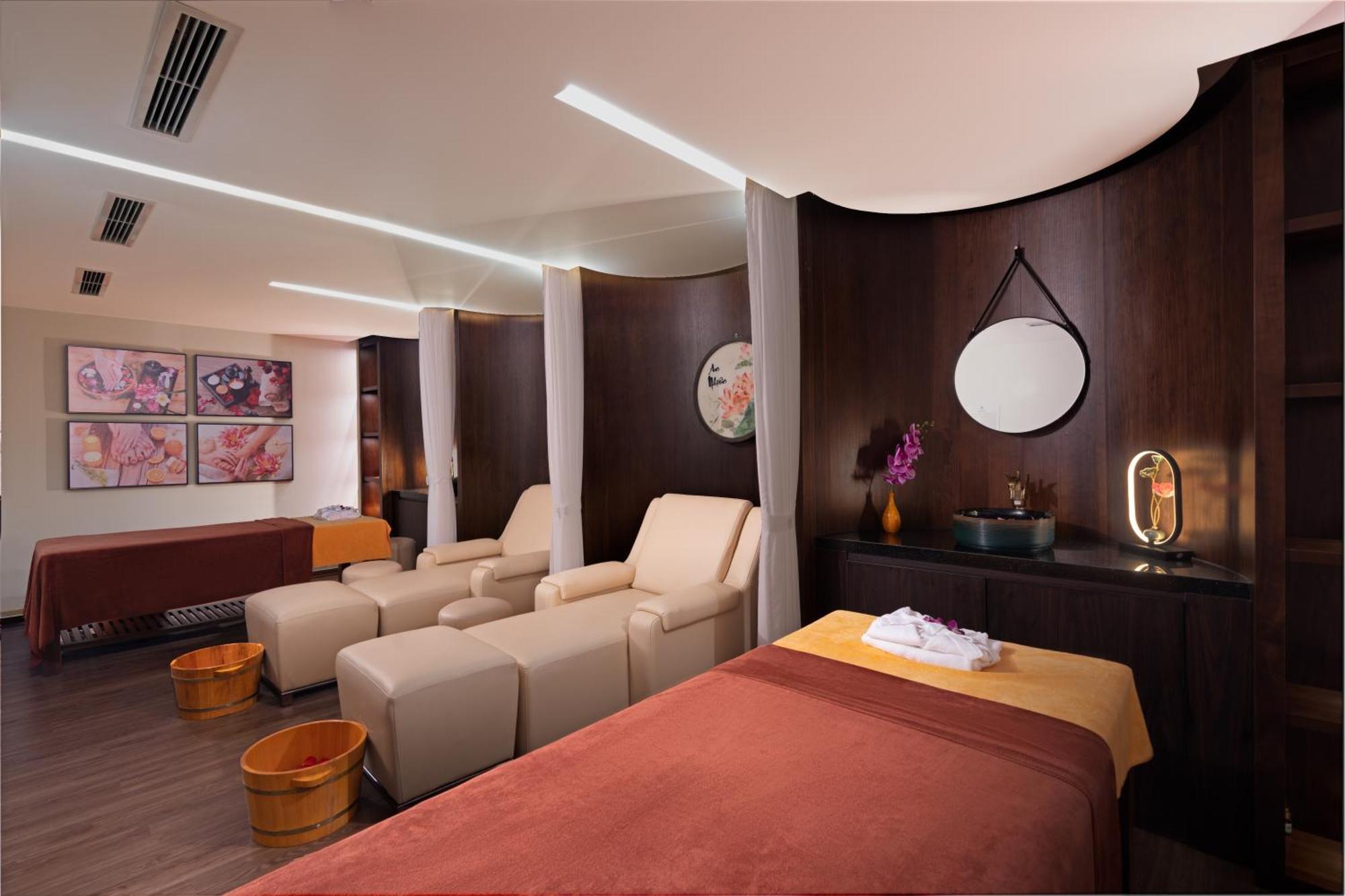 Grand Fleuve Boutique 4* Hạ Long