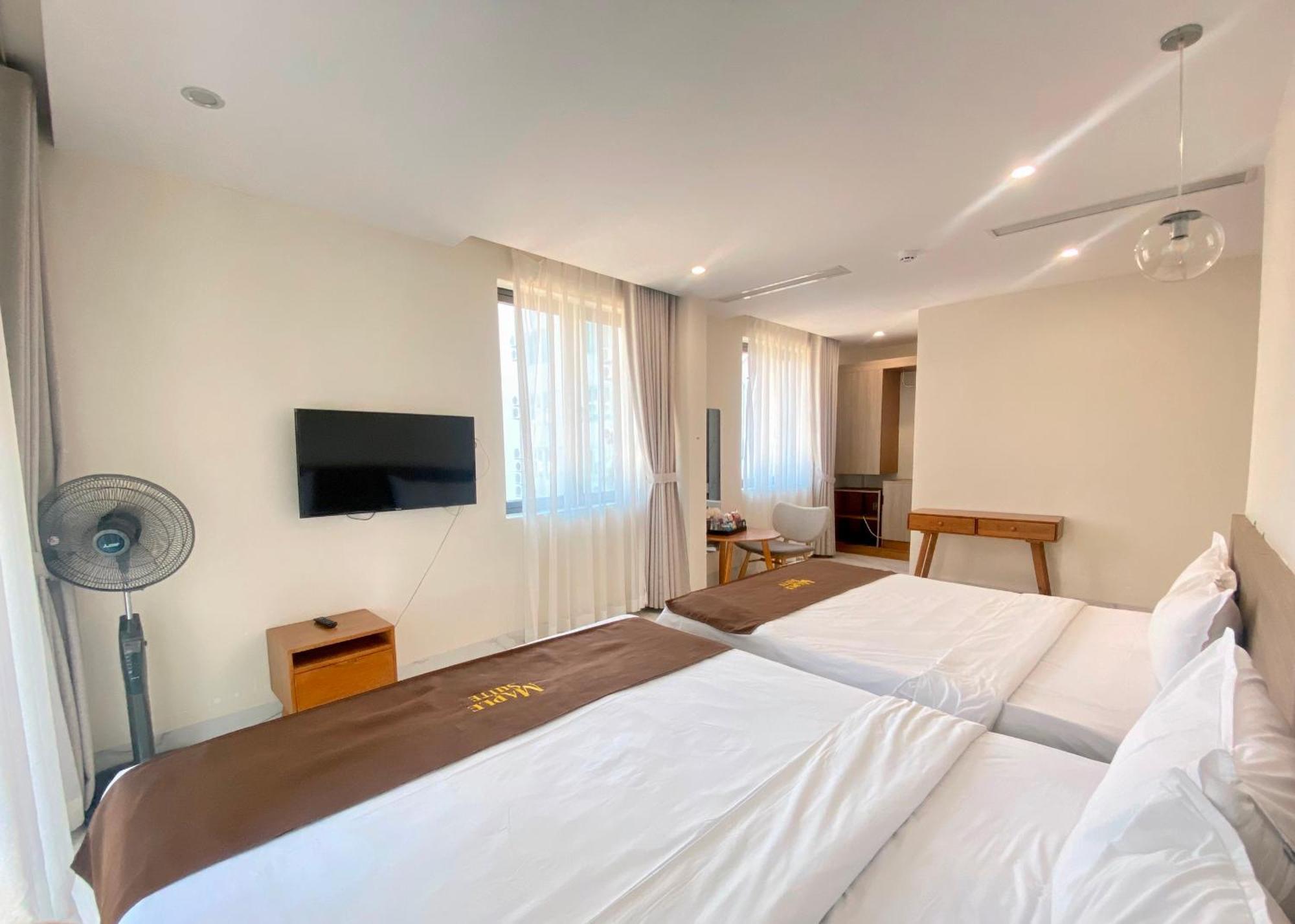 Hotel Maple &