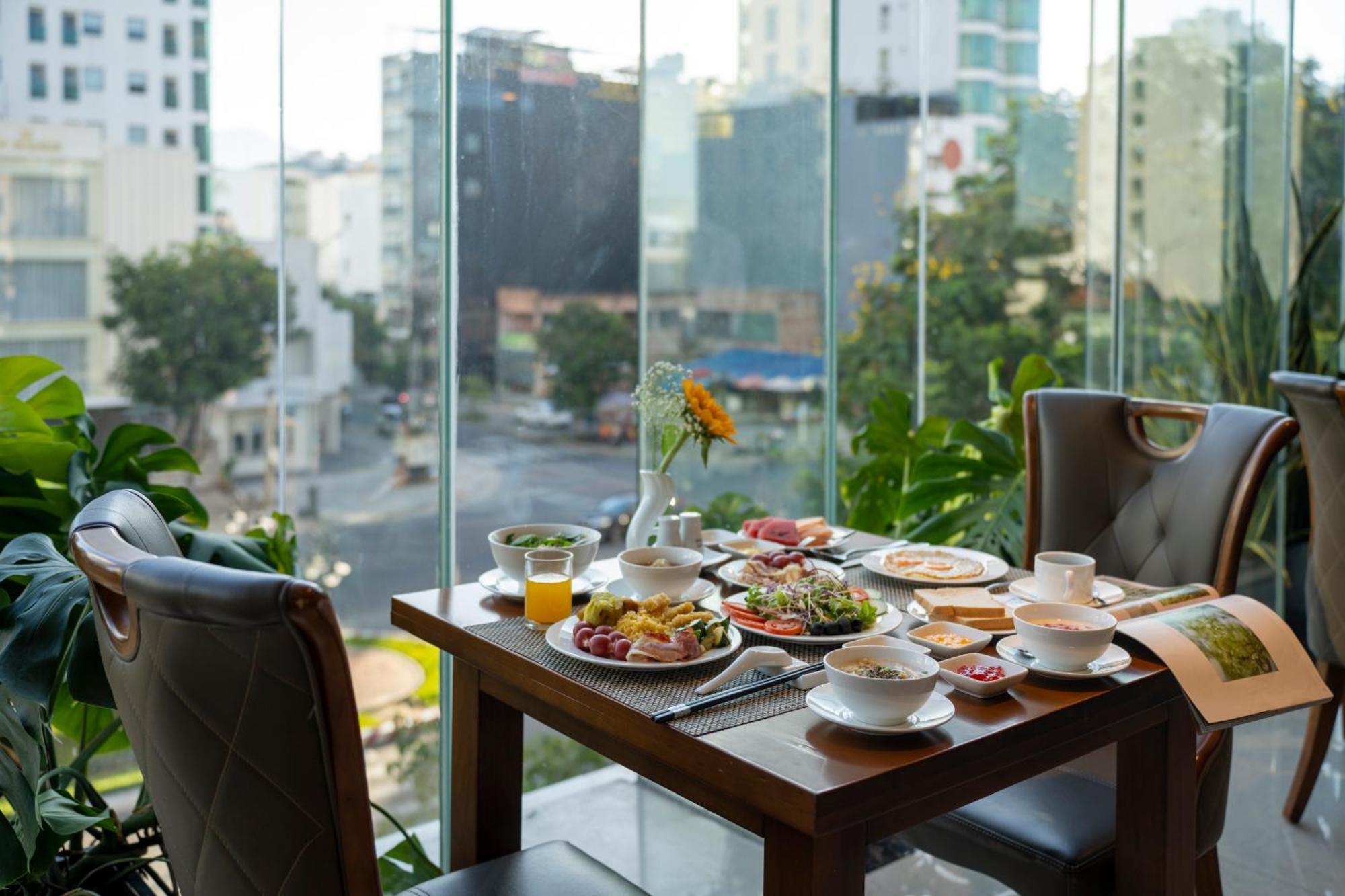 Hotel Luxtery & Đà Nẵng