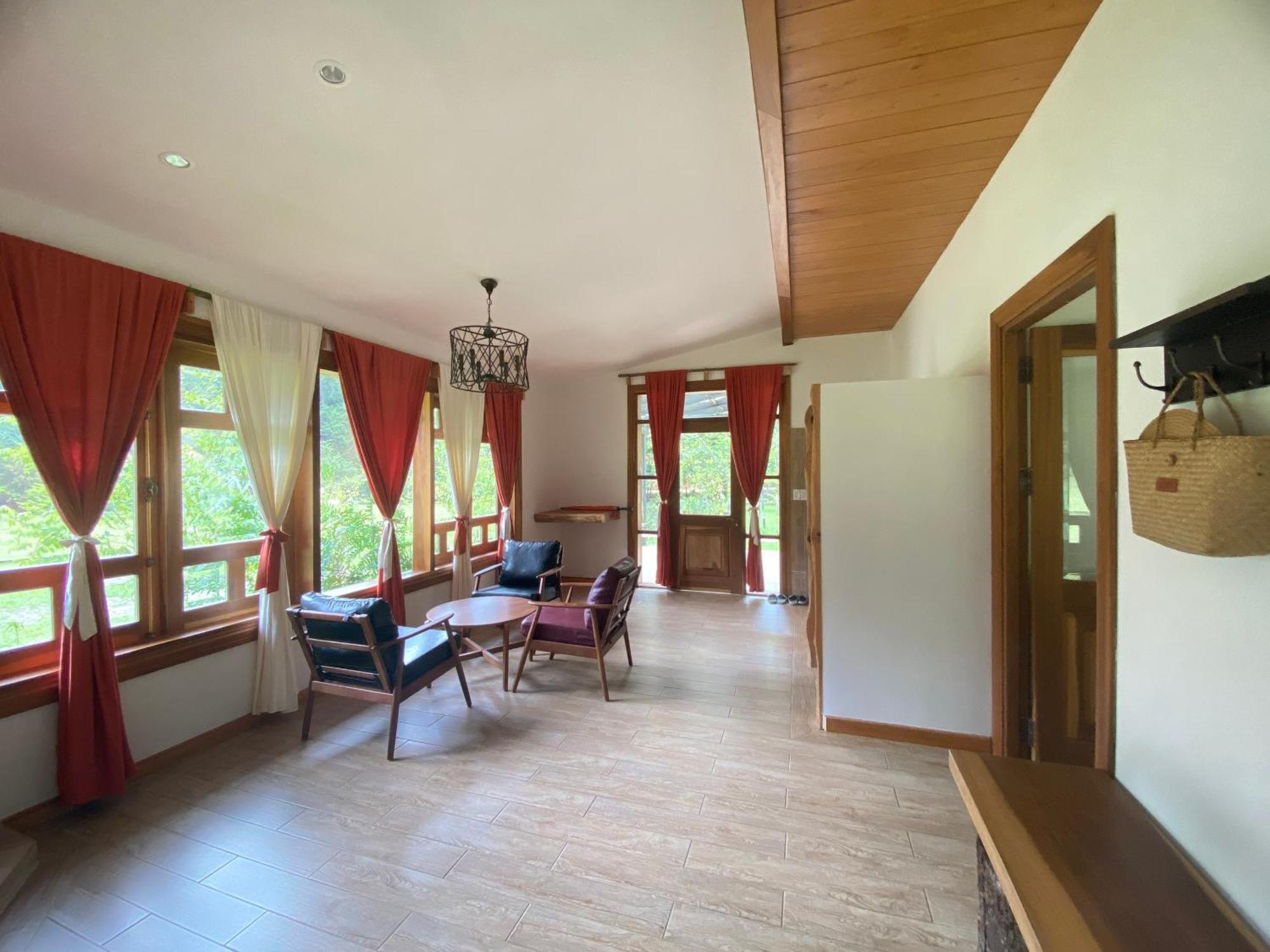 Hotel Laan Retreat-dalat