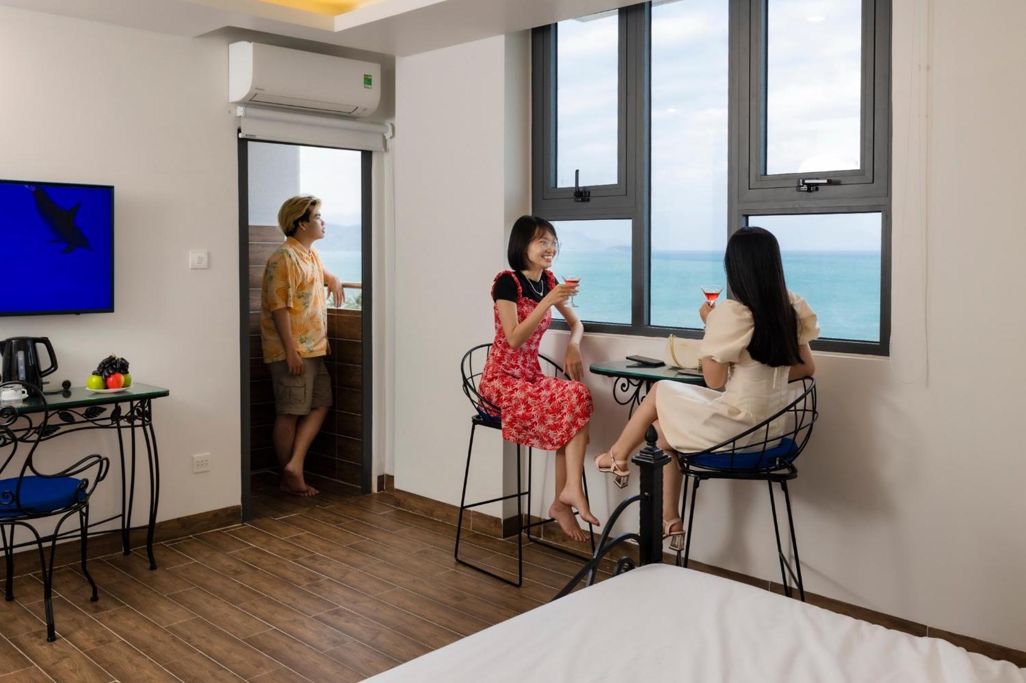 Azura Gold & Nha Trang