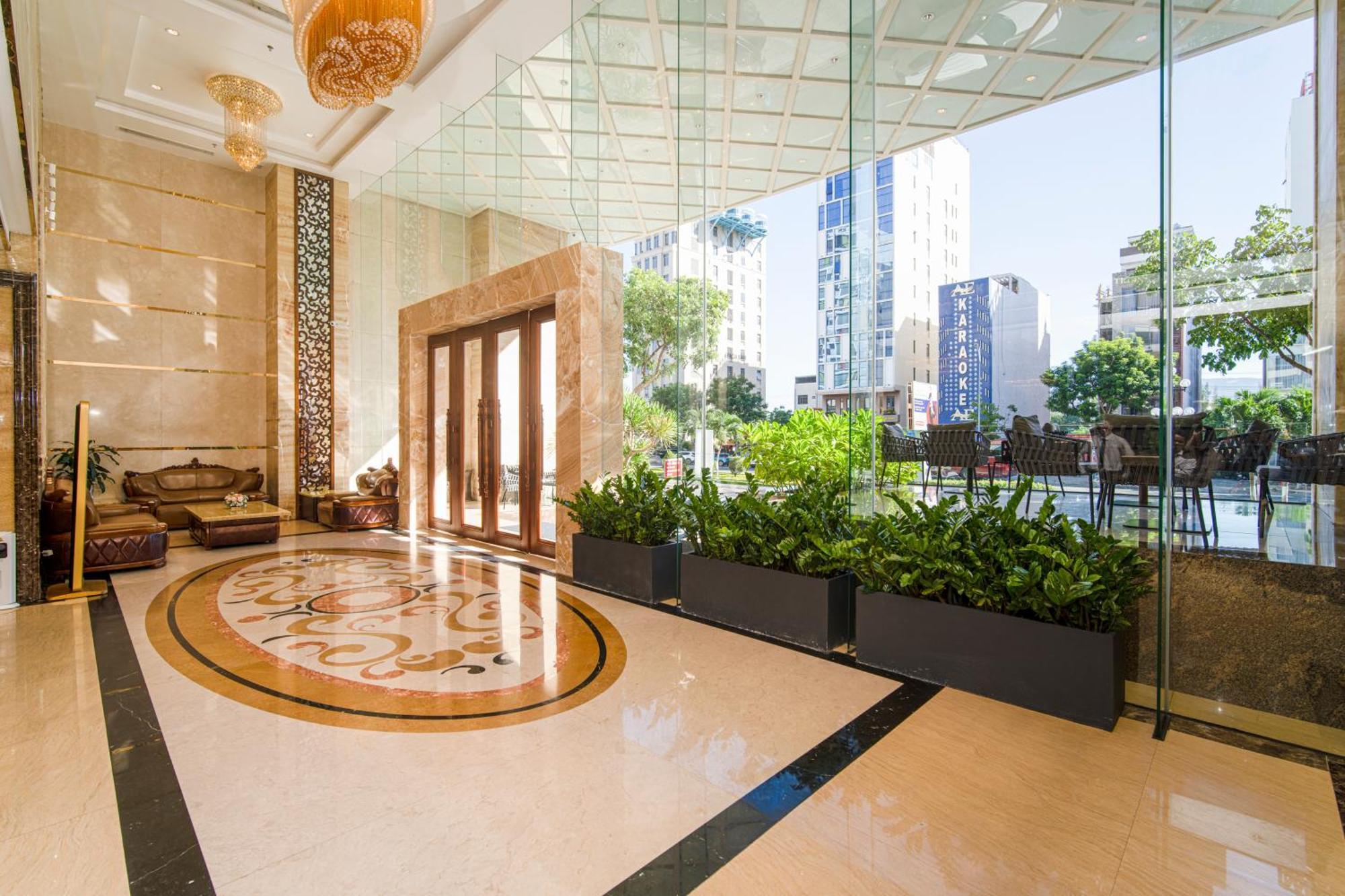Hotel Luxtery & Đà Nẵng