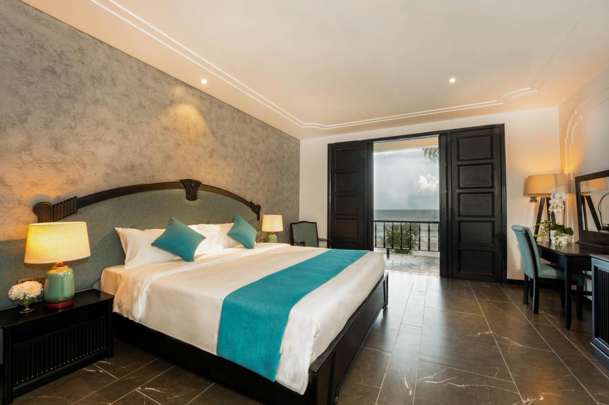 Dankbaar Resort 4*