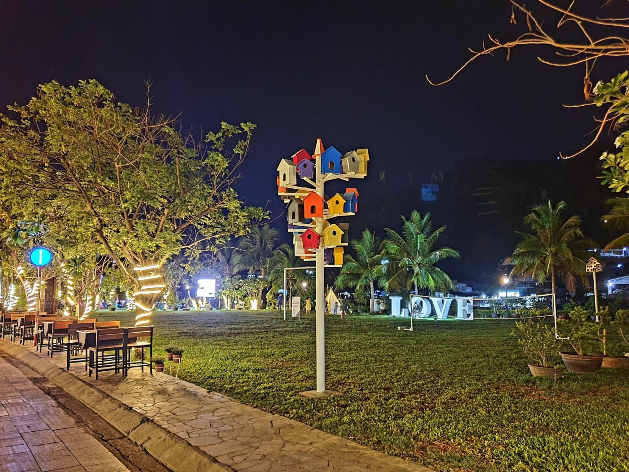 Khu nghỉ mát Champa Island 5*