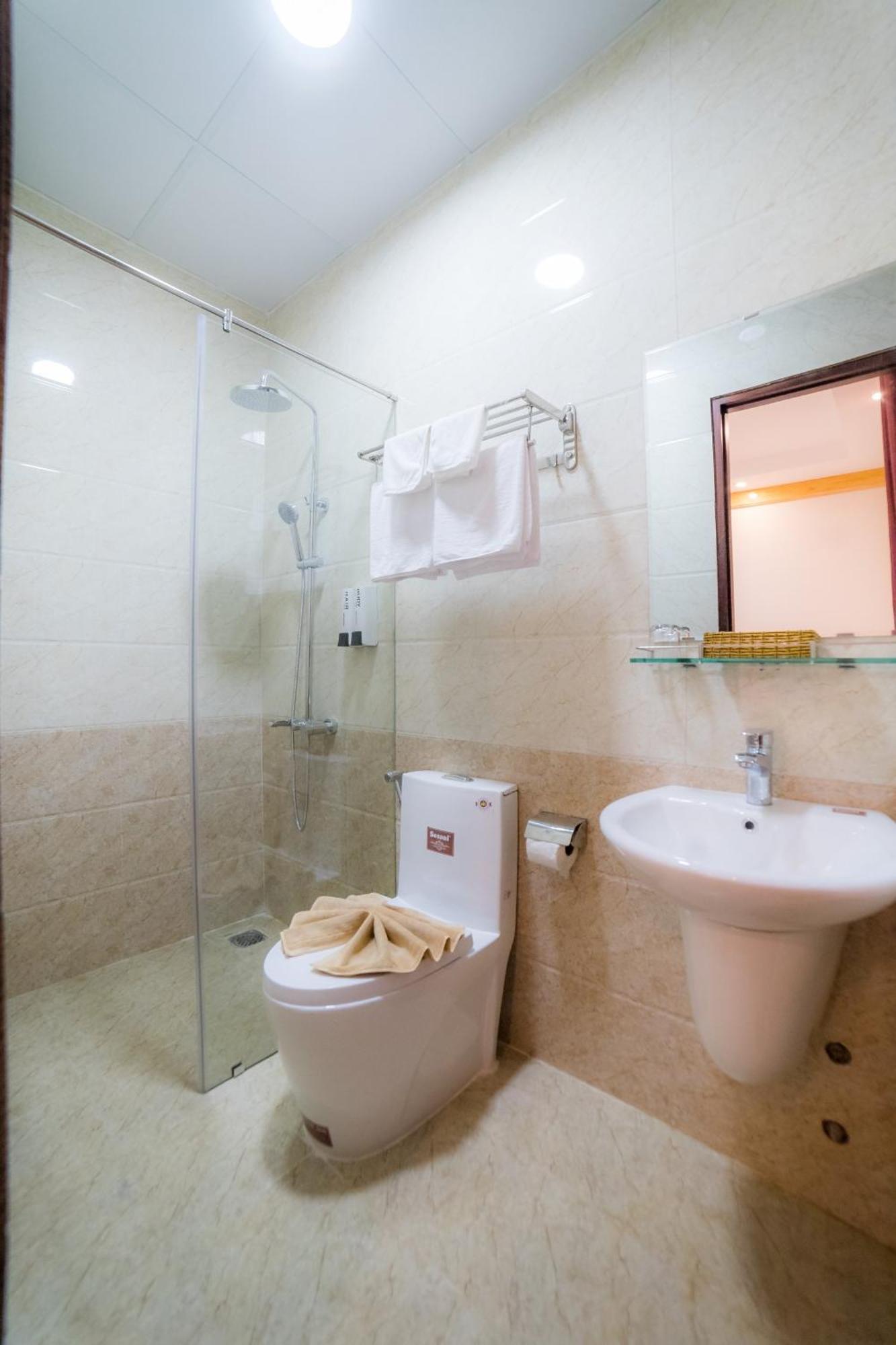 Starhill Hotel 2*