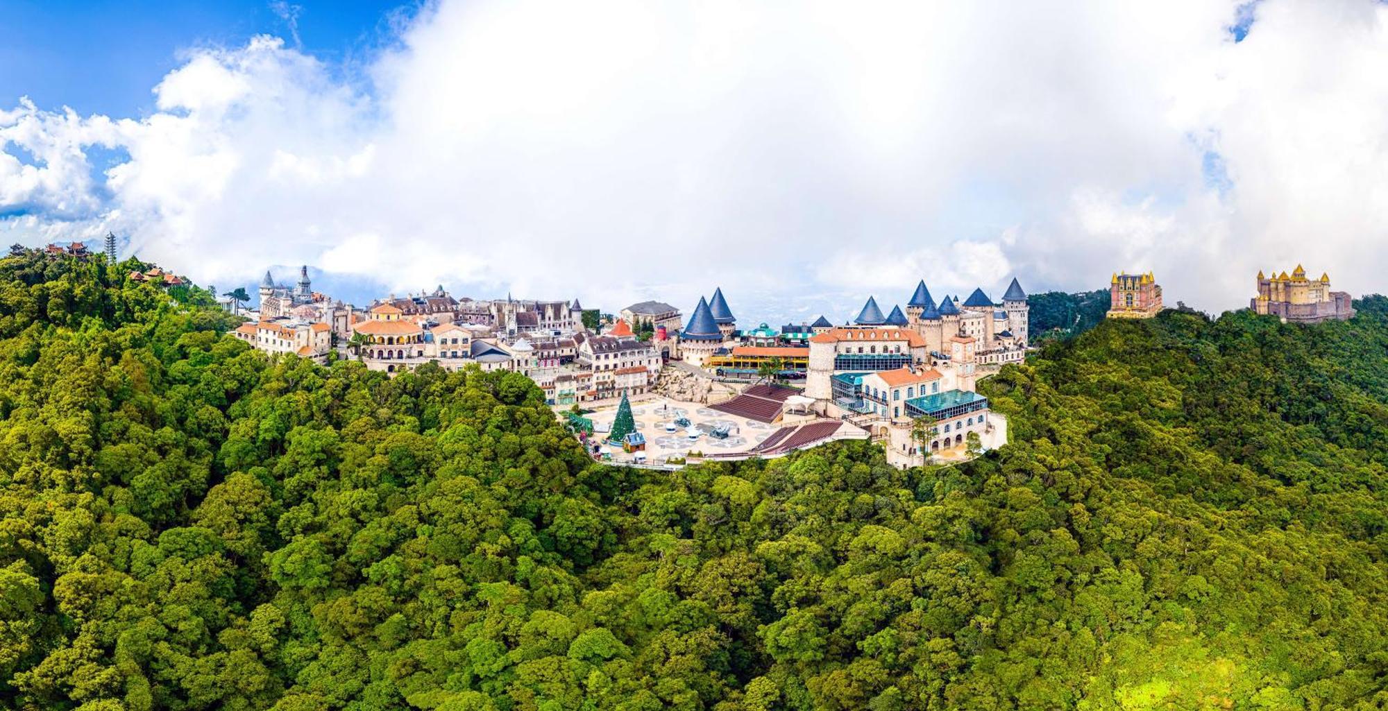 Mercure French Village Bana Hills Hotel 4*