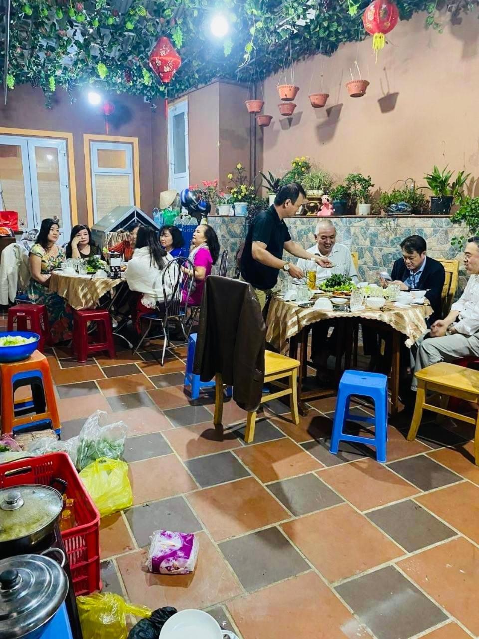 Nga Hoang *