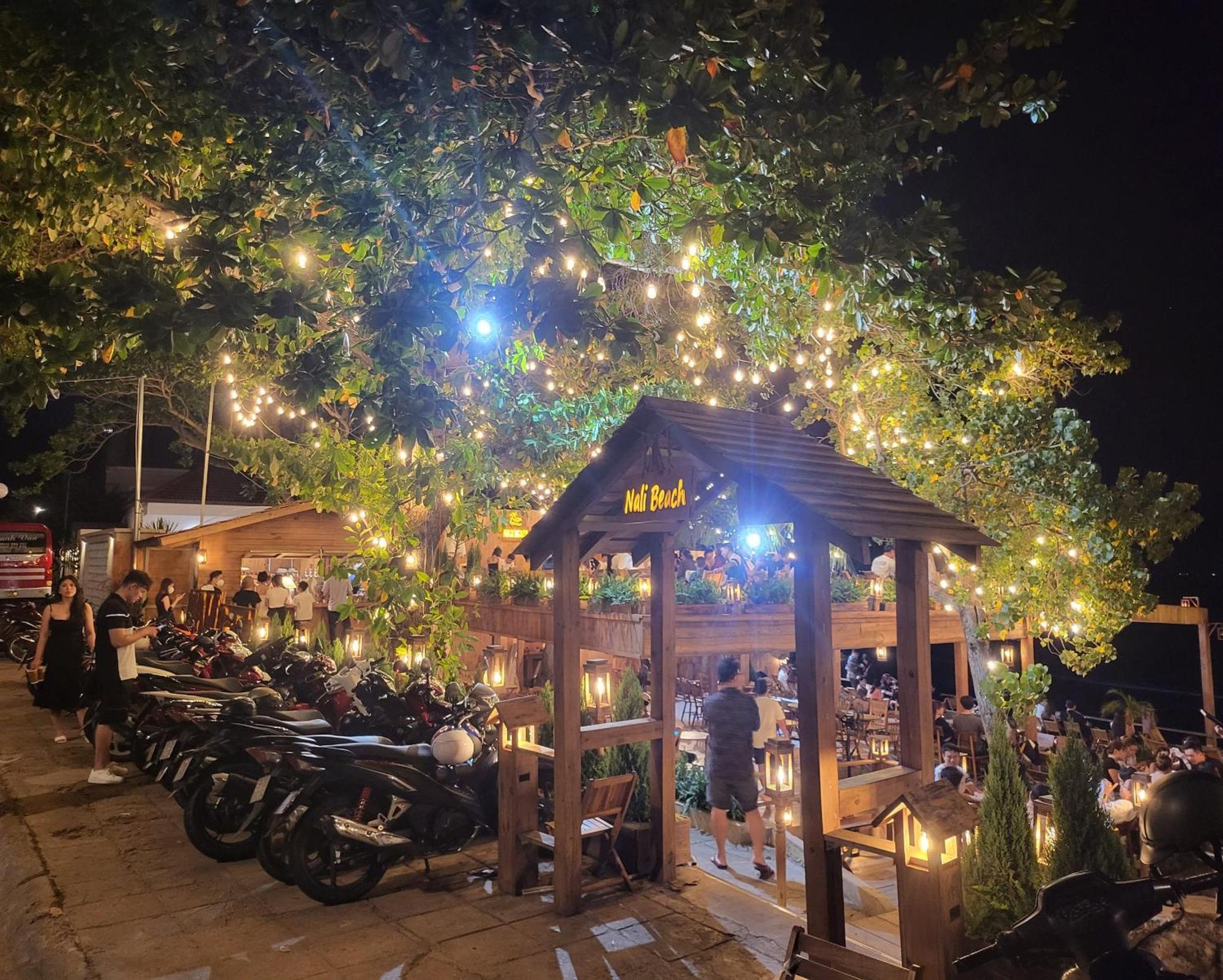 Seaside Beachfront * Vung Tau