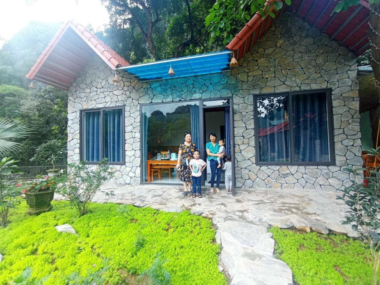 Trang An River Hotel *