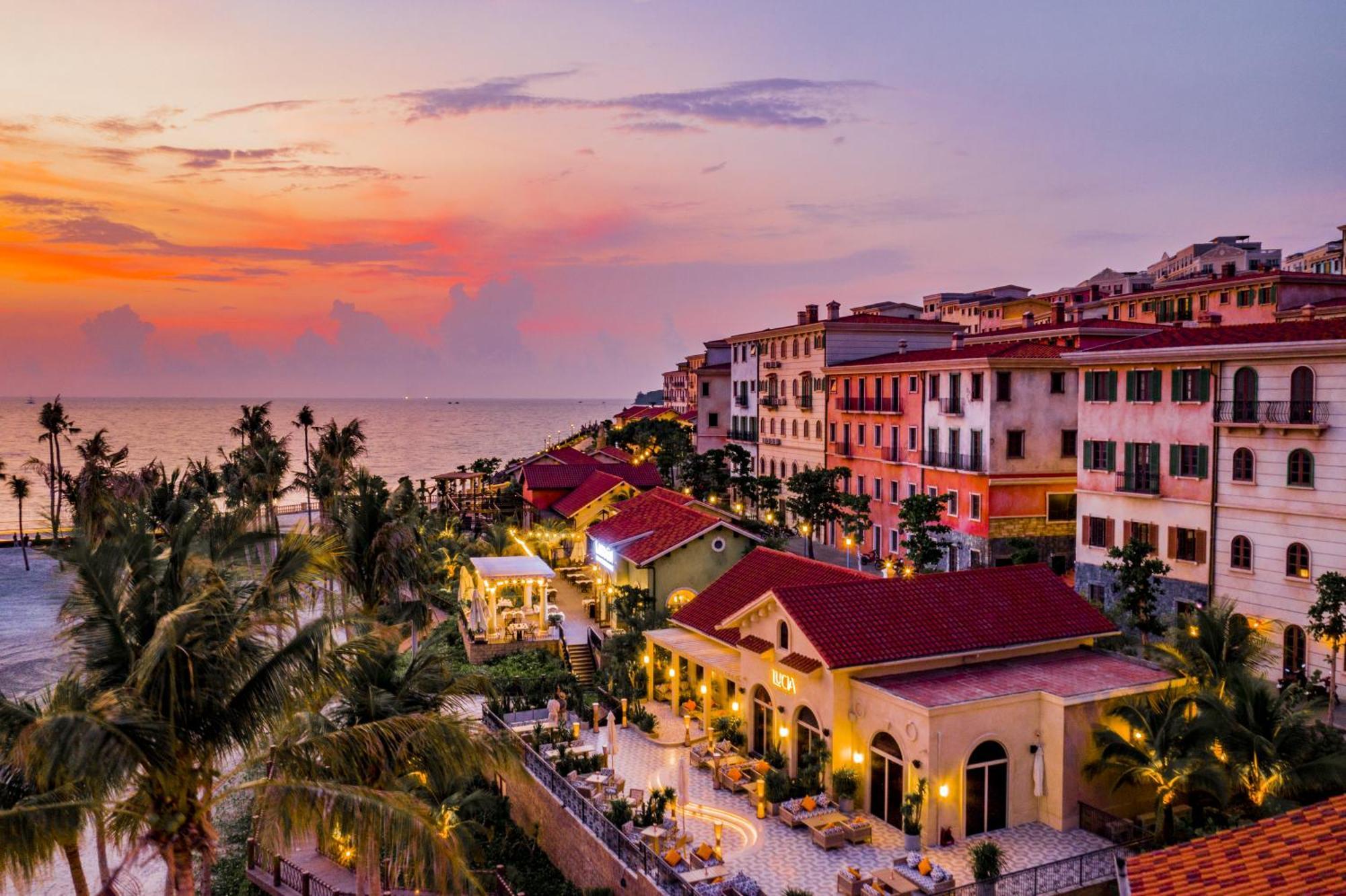 Sunset Bay Retreat Hotel