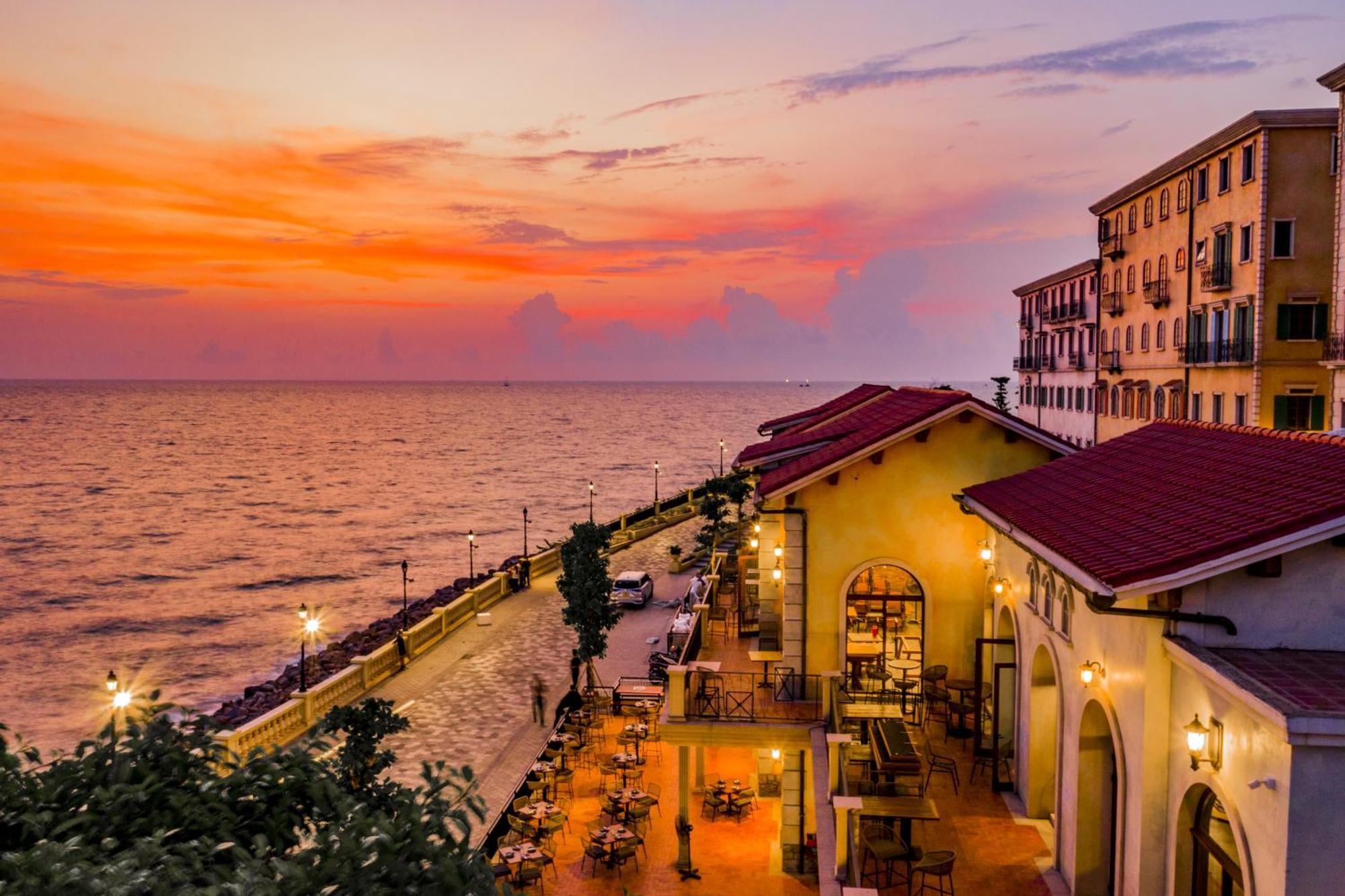 Hotel Sunset Bay Retreat