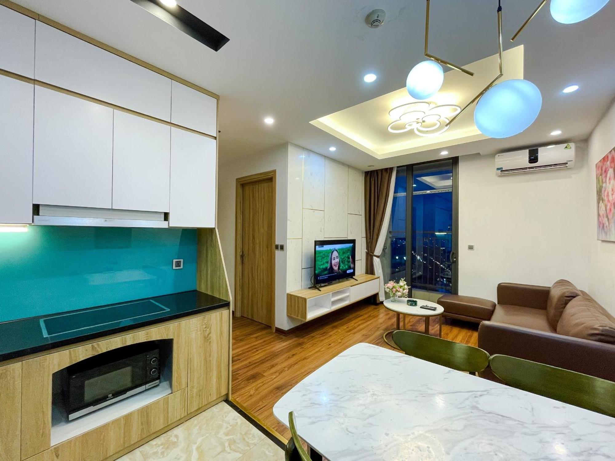 Rosee House -luxury In Vinhomes Greenbay Căn hộ Hà Nội