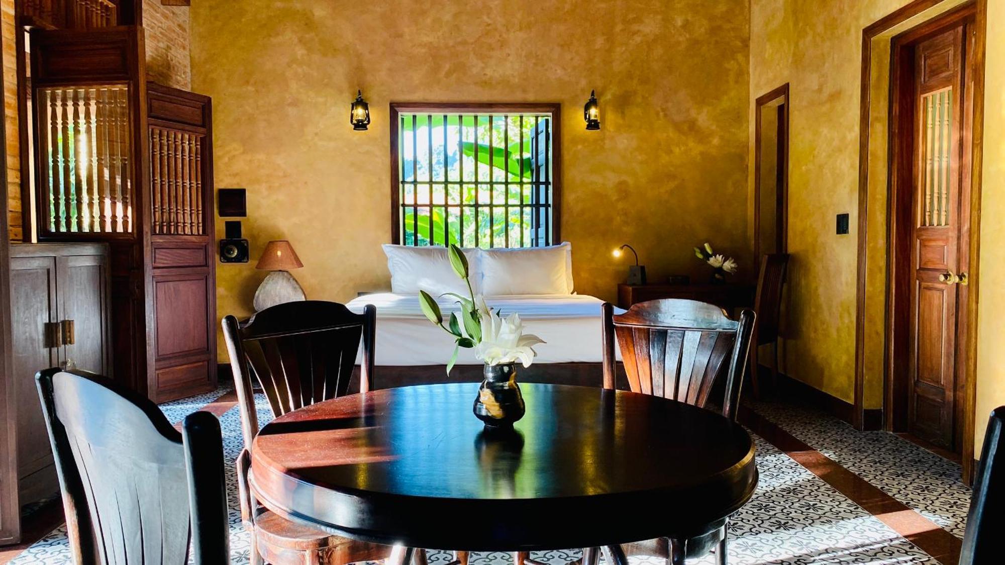 Nham Village 5* Ninh Binh