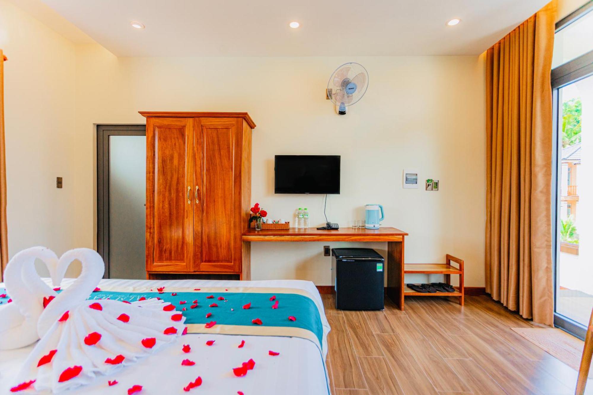 Palm Bay Resort 3*