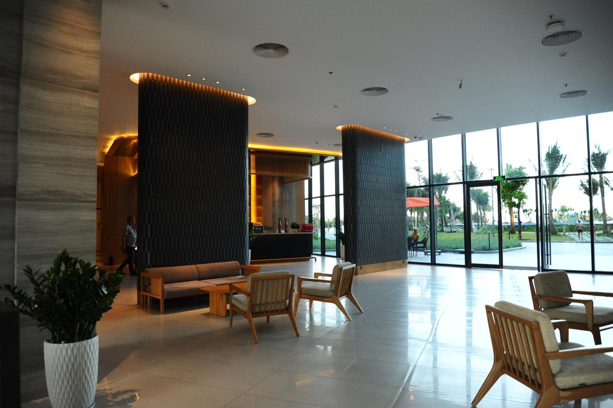 Resort Artra Resort- Near Airport